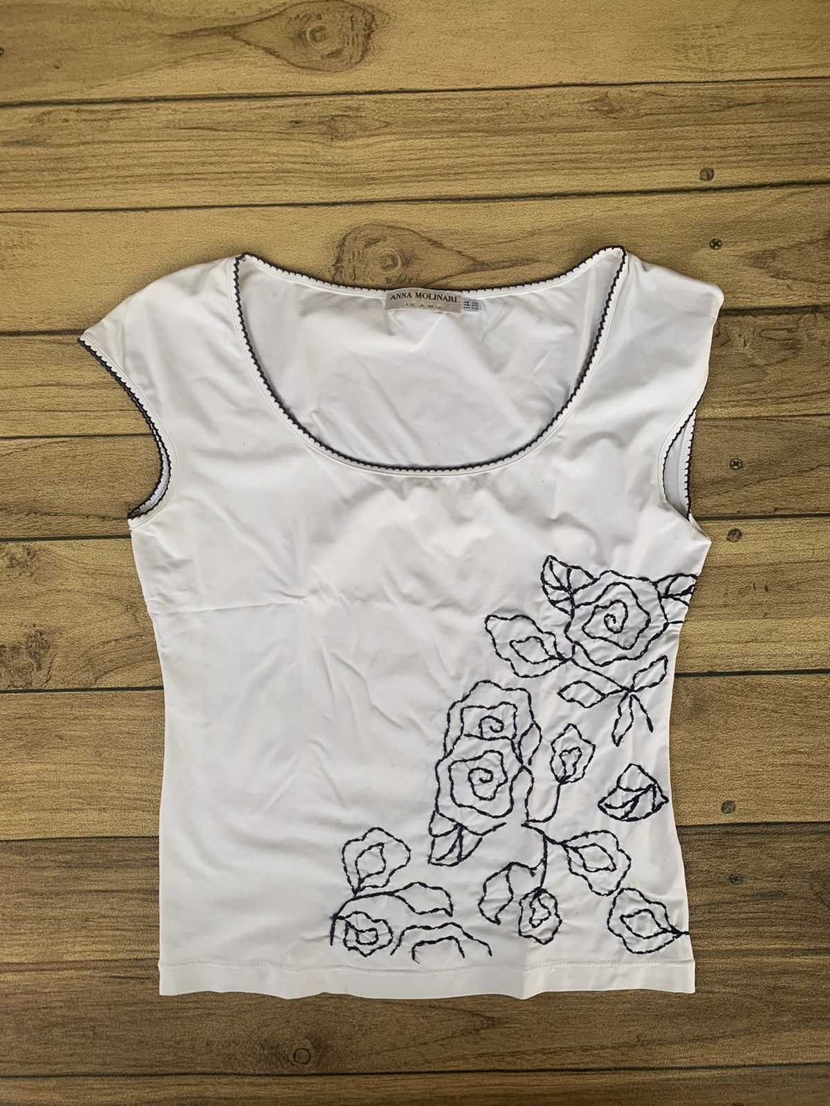 Anna Molinari Anna molinari embroidered tee Size S / US 4 / IT 40 - 1 Thumbnail