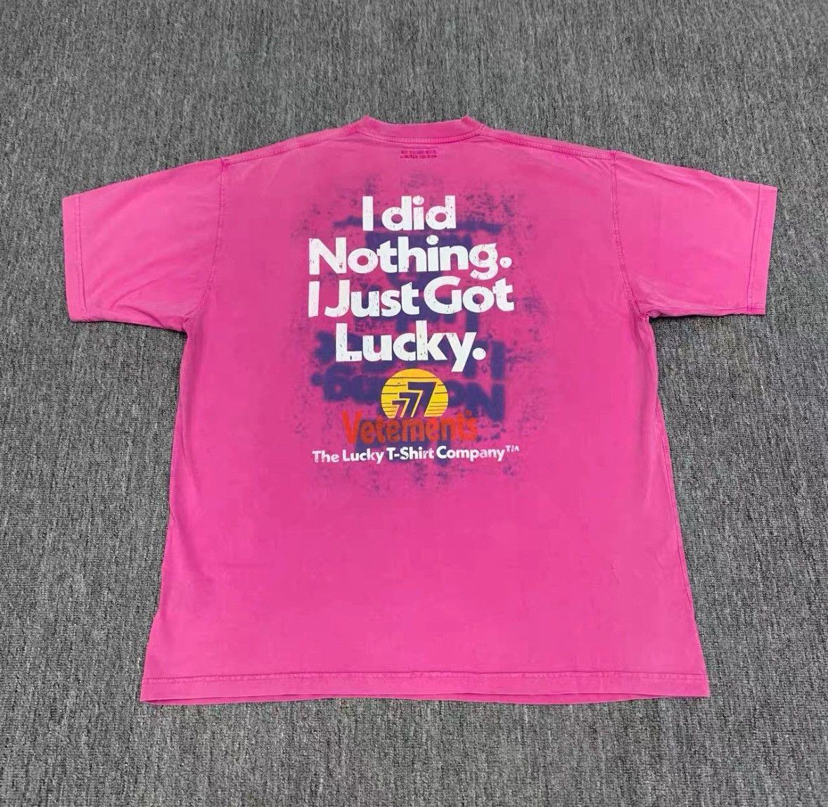 Vetements VETEMENTS short sleeved shirt Size US S / EU 44-46 / 1 - 1 Thumbnail