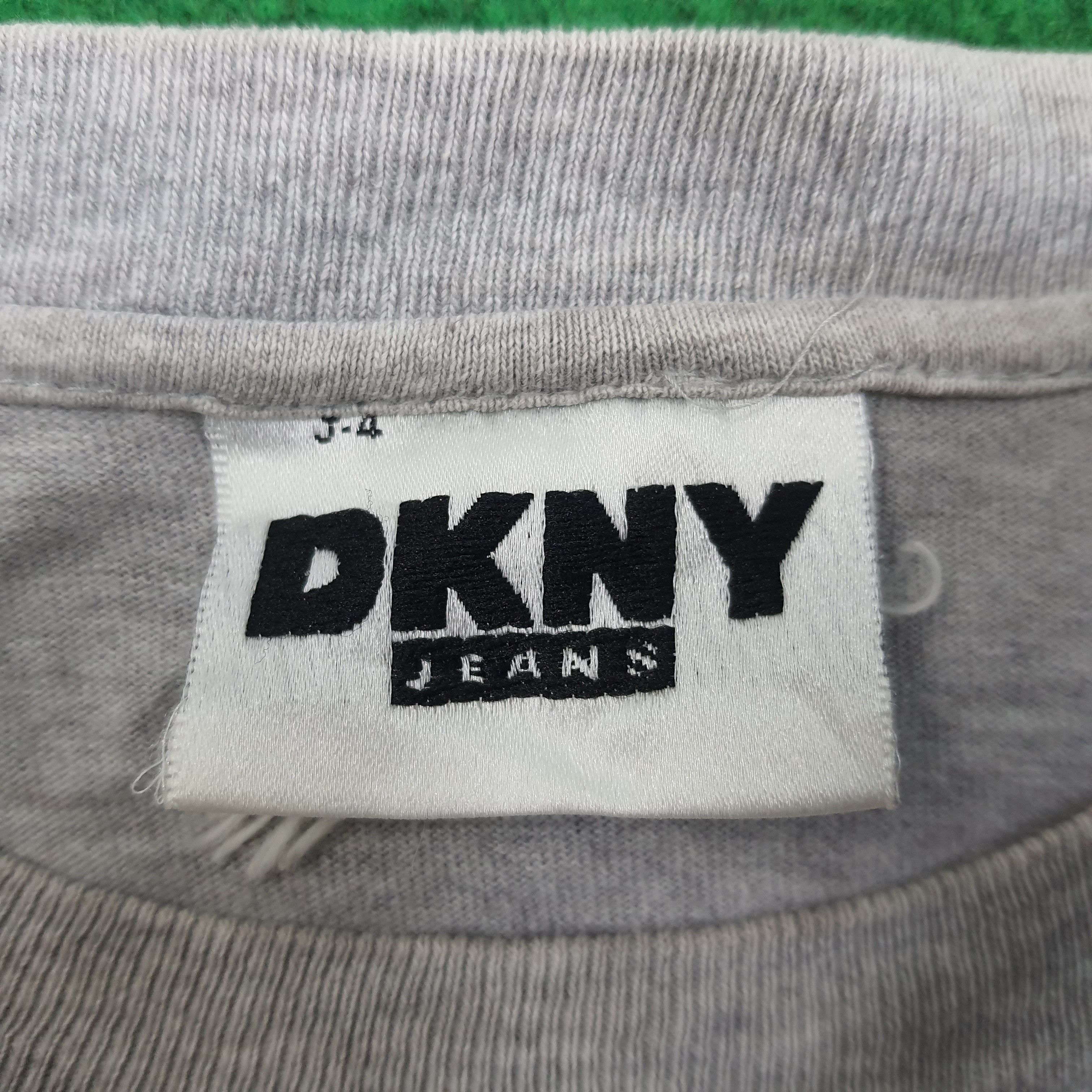 DKNY × Vintage Vintage DKNY Jeans New York Streetwear Tshirt Size US XL / EU 56 / 4 - 5 Thumbnail