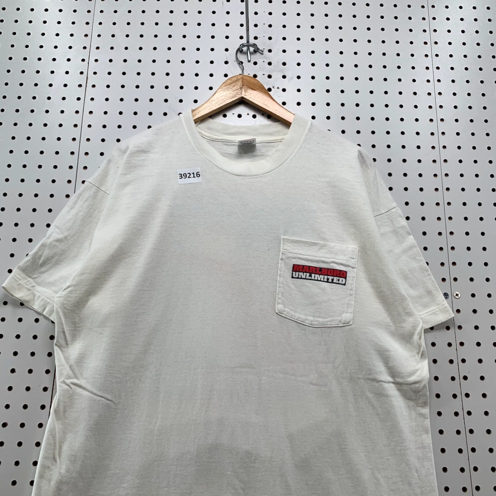 Fruit Of The Loom VINTAGE Fruit of the Loom 90s Marlboro Pocket Shirt XL White Short Sleeve Graphic Print Mens Cowboy Beer Size US XL / EU 56 / 4 - 6 Thumbnail