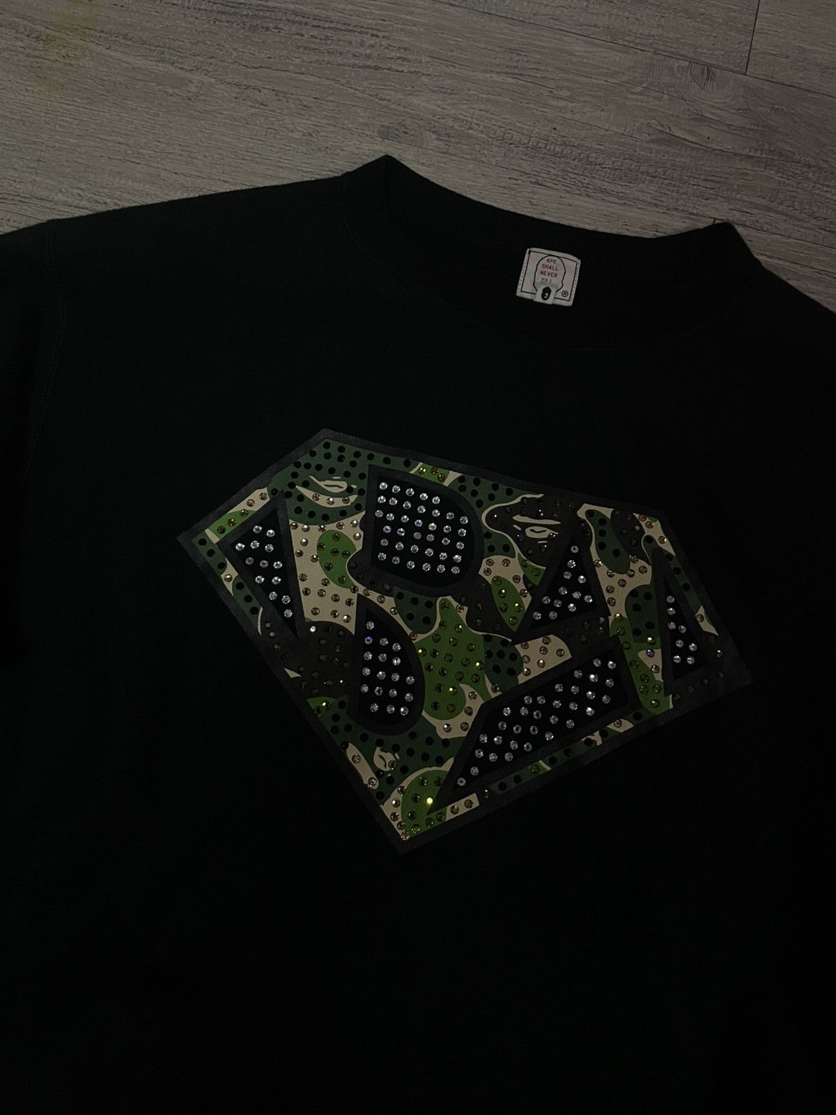 Bape × Swarovski Bape Swarovski Crewneck Size US M / EU 48-50 / 2 - 3 Thumbnail