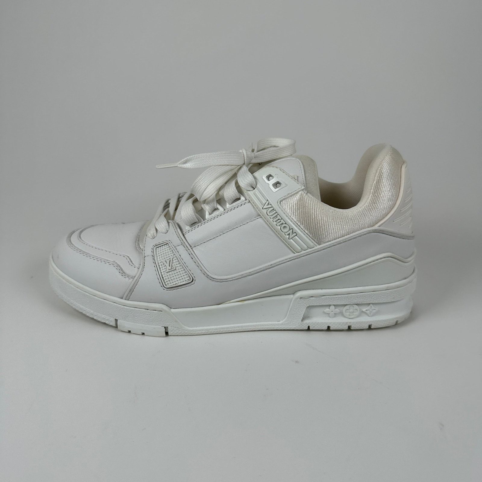 Louis Vuitton Louis Vuitton Triple White Trainer Size 7LV Size US 8 / EU 41 - 9 Thumbnail