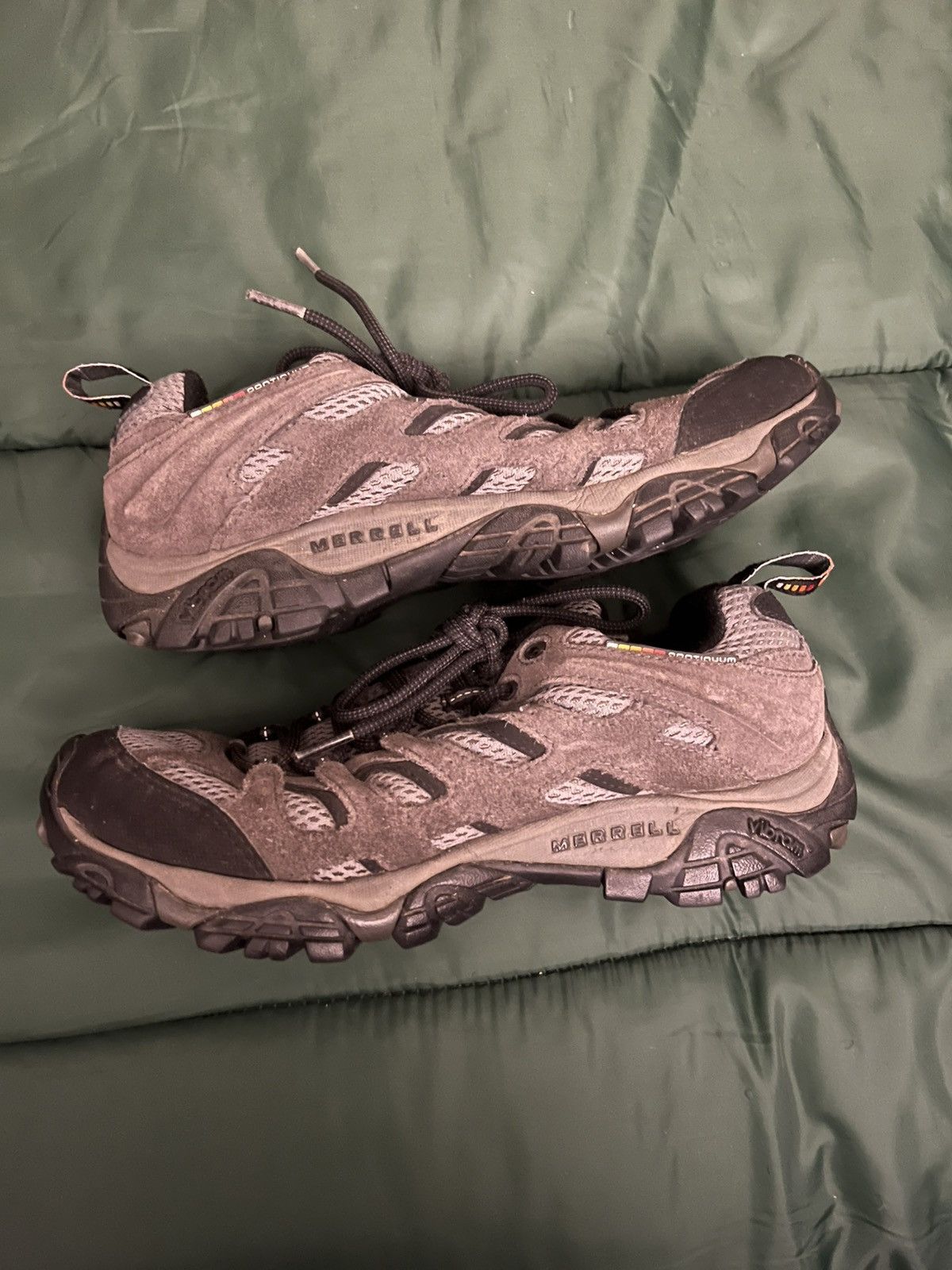 Merrell Men's Merrell Moab Beluga Size 9 Hiking Shoes Size US 9 / EU 42 - 3 Thumbnail