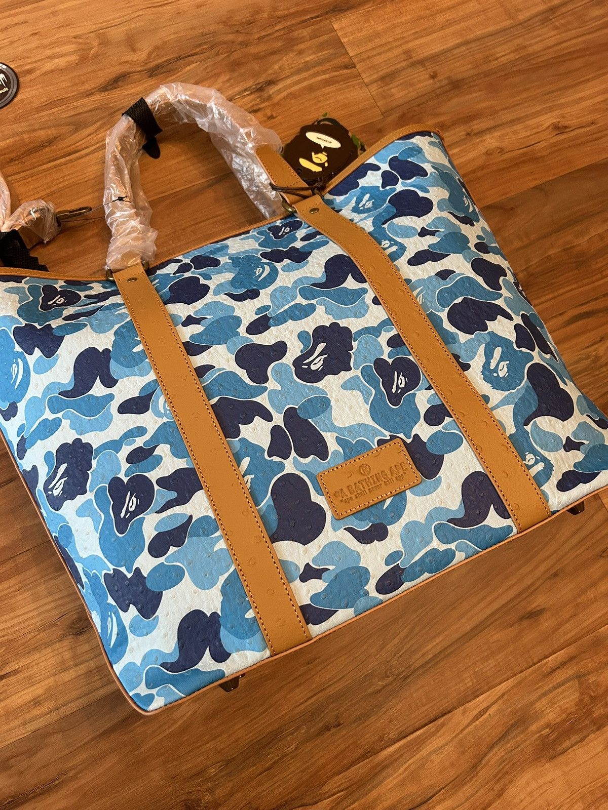 Bape NEW Bape Blue ABC Camo PU Ostrich Leather Tote Bag Size ONE SIZE - 3 Thumbnail