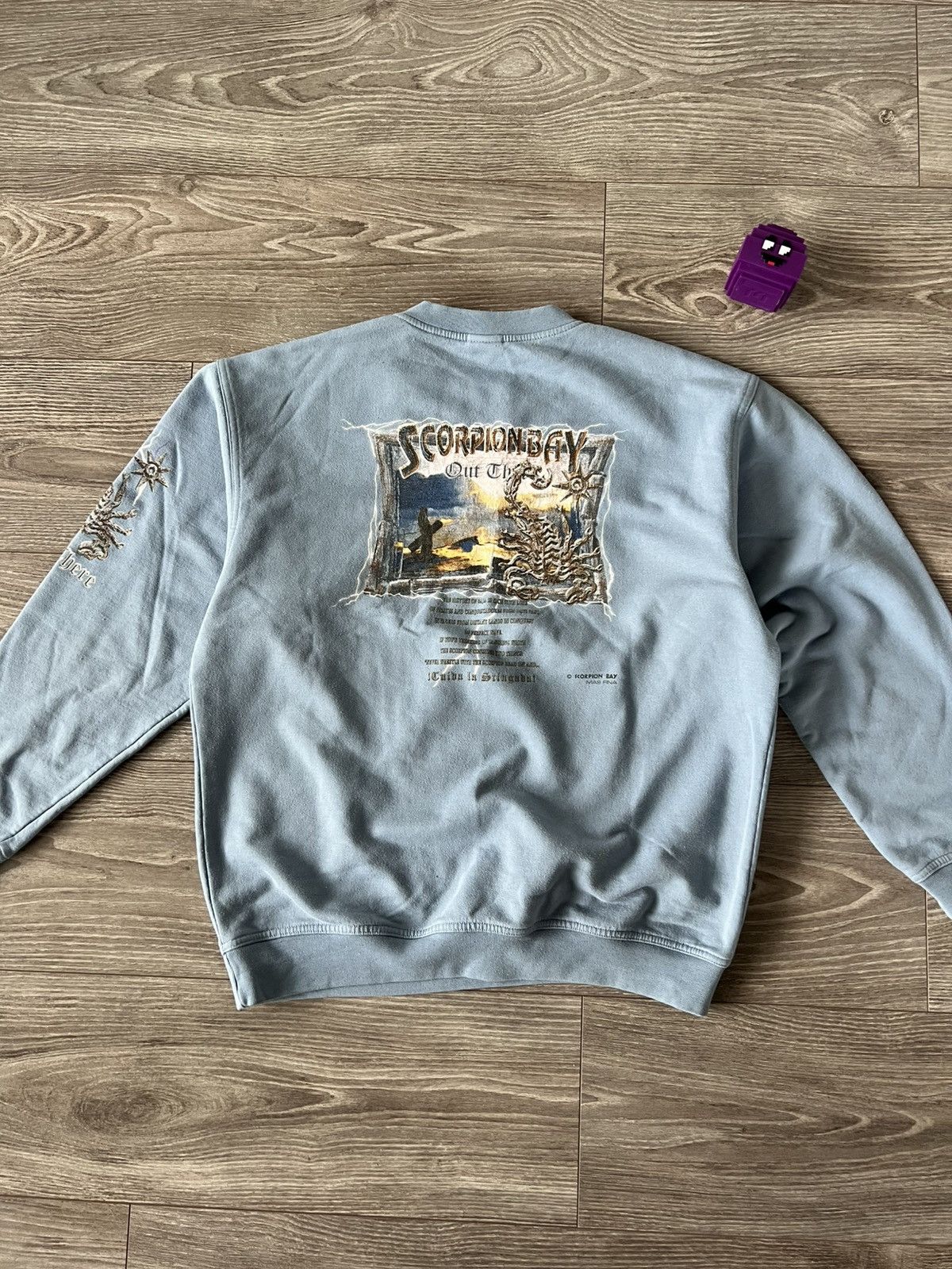 Vintage Vintage Y2K Scorpion Bay Overprint Blue American Sweatshirt Size US M / EU 48-50 / 2 - 10 Thumbnail