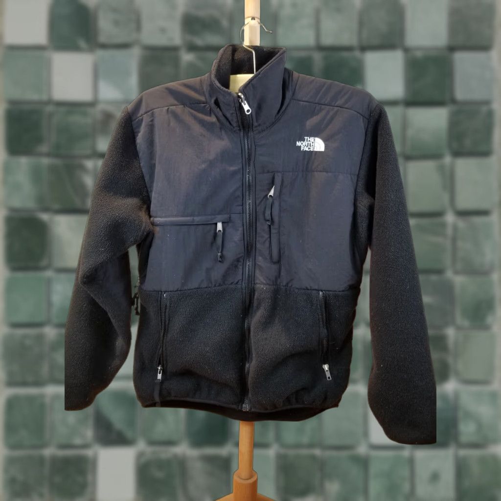 The North Face VINTAGE The North Face BLACK Denali Polartec Fleece Cardigan Jacket M SZ Bomber Jacket Mens 90s Denali polartech fleece cardigan jacket black size M Size US M / EU 48-50 / 2 - 1 Thumbnail