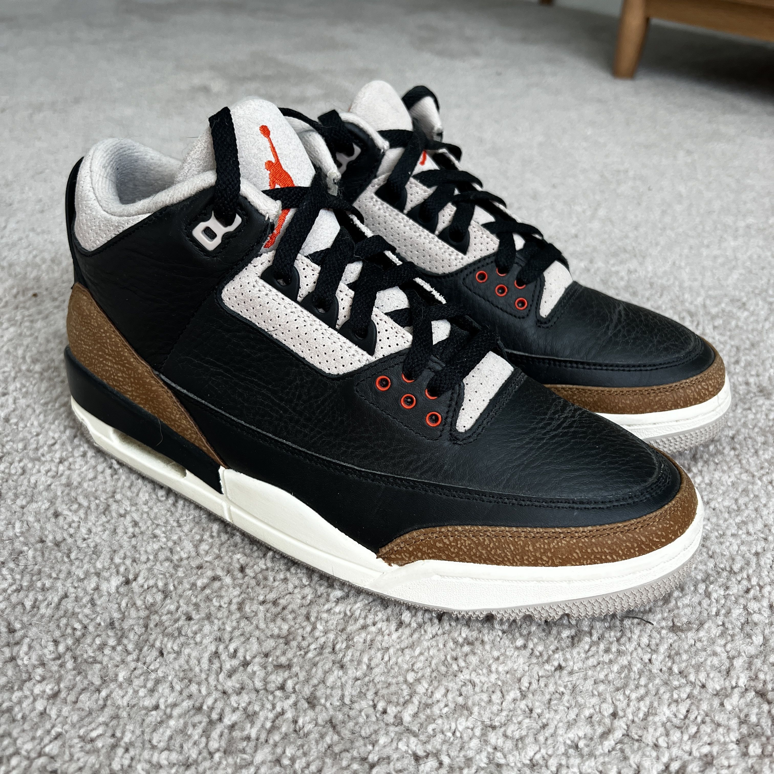 Jordan Brand Air Jordan 3 Retro "Desert Elephant" Size US 10 / EU 43 - 1 Thumbnail