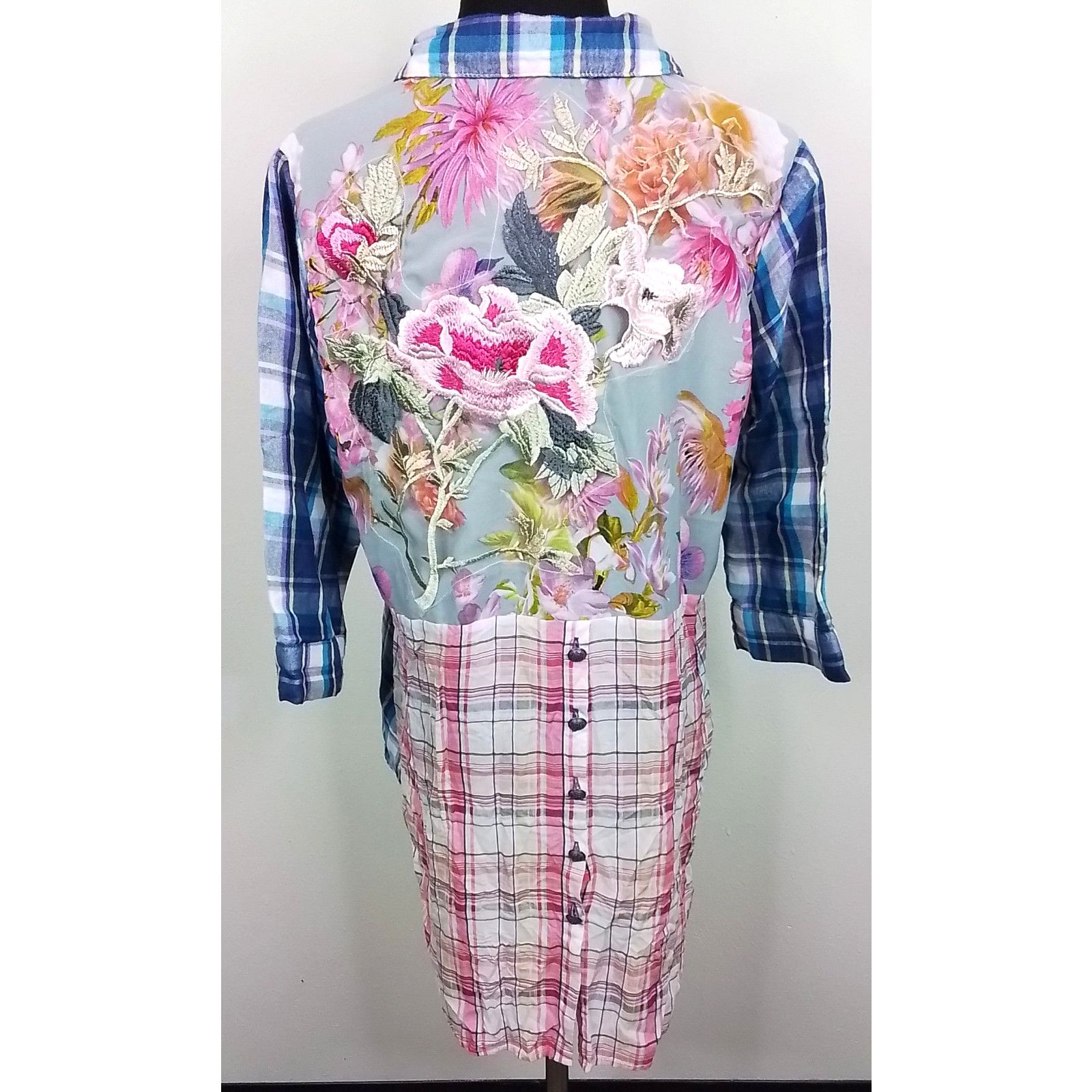 Soft Surroundings Soft Surroundings Women's M Plaid Floral Button Up Blouse Size M / US 6-8 / IT 42-44 - 4 Thumbnail