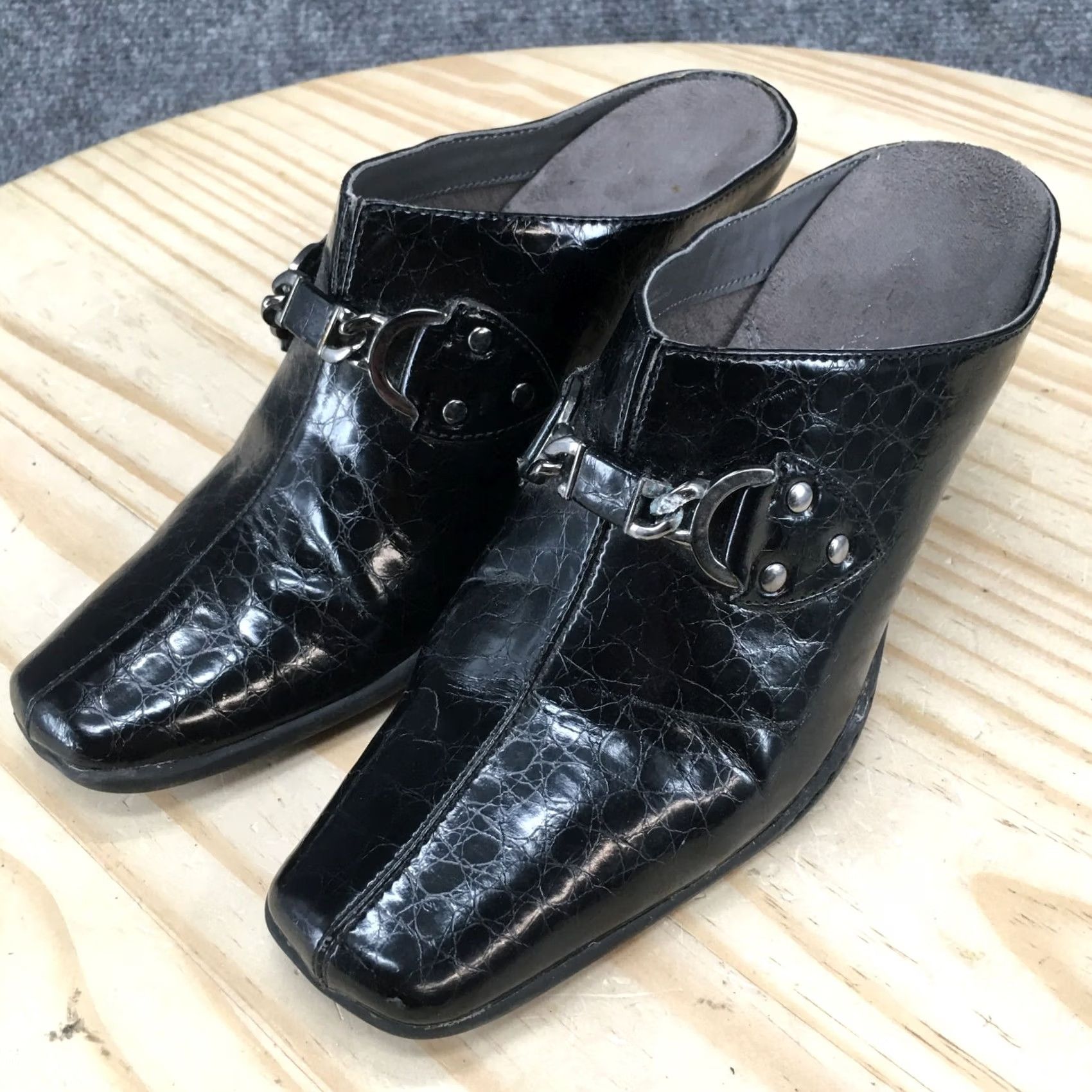 Vintage Aerosoles Mule Heels Womens 7B Black Split Square Toe Slip On Croc Embossed Size US 7 / IT 37 - 6 Thumbnail