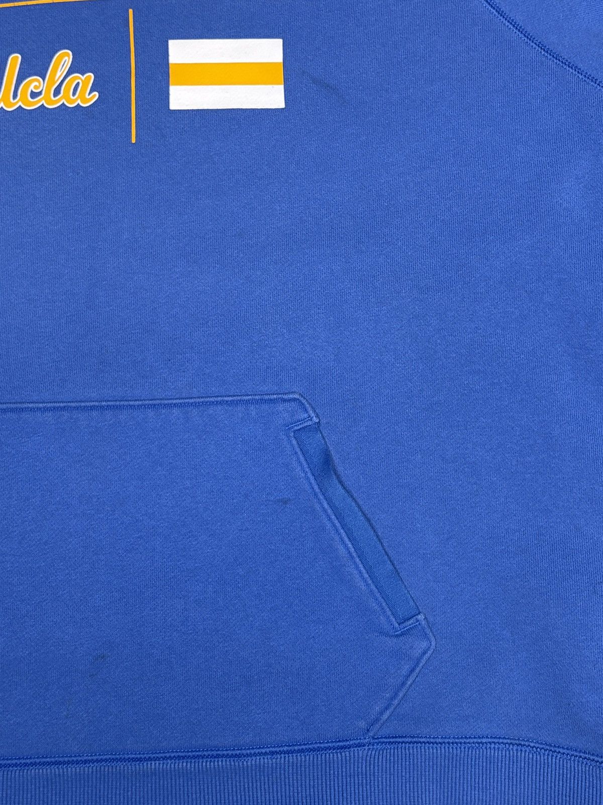 NCAA Vintage 2010s Under Amour UCLA College Hoodie Size M 0648 Size US M / EU 48-50 / 2 - 7 Thumbnail