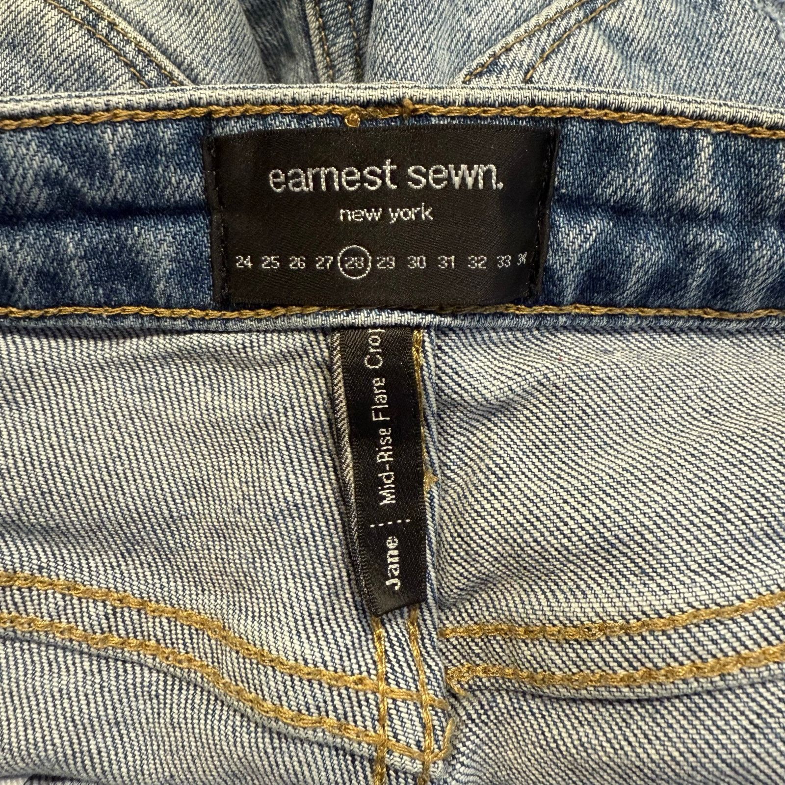 Earnest Sewn Earnest Sewn Women’s Jane Flare Crop Jeans Size 28 Size 28" / US 6 / IT 42 - 4 Thumbnail