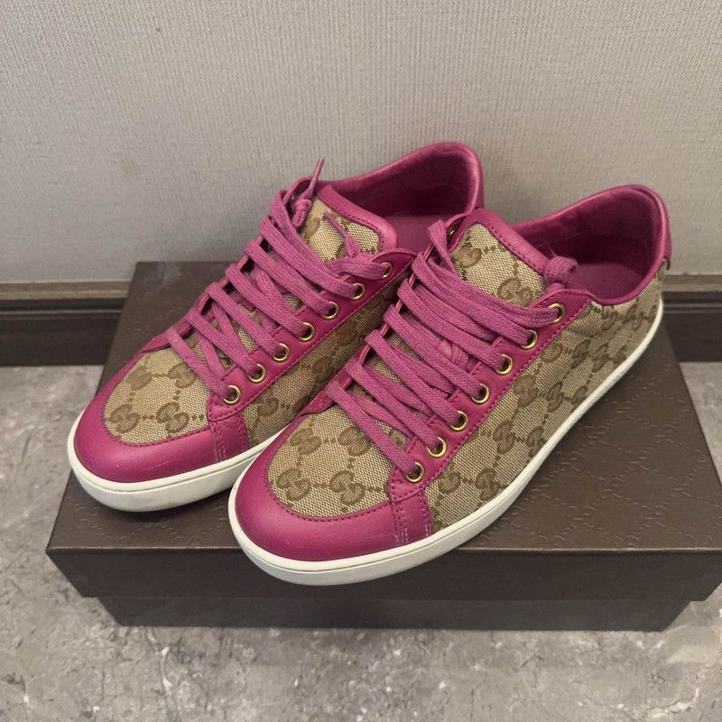 Gucci Gucci Stylish Low-Top Lace-Up Sneakers for Women 0079 Size US 6.5 / IT 36.5 - 1 Thumbnail