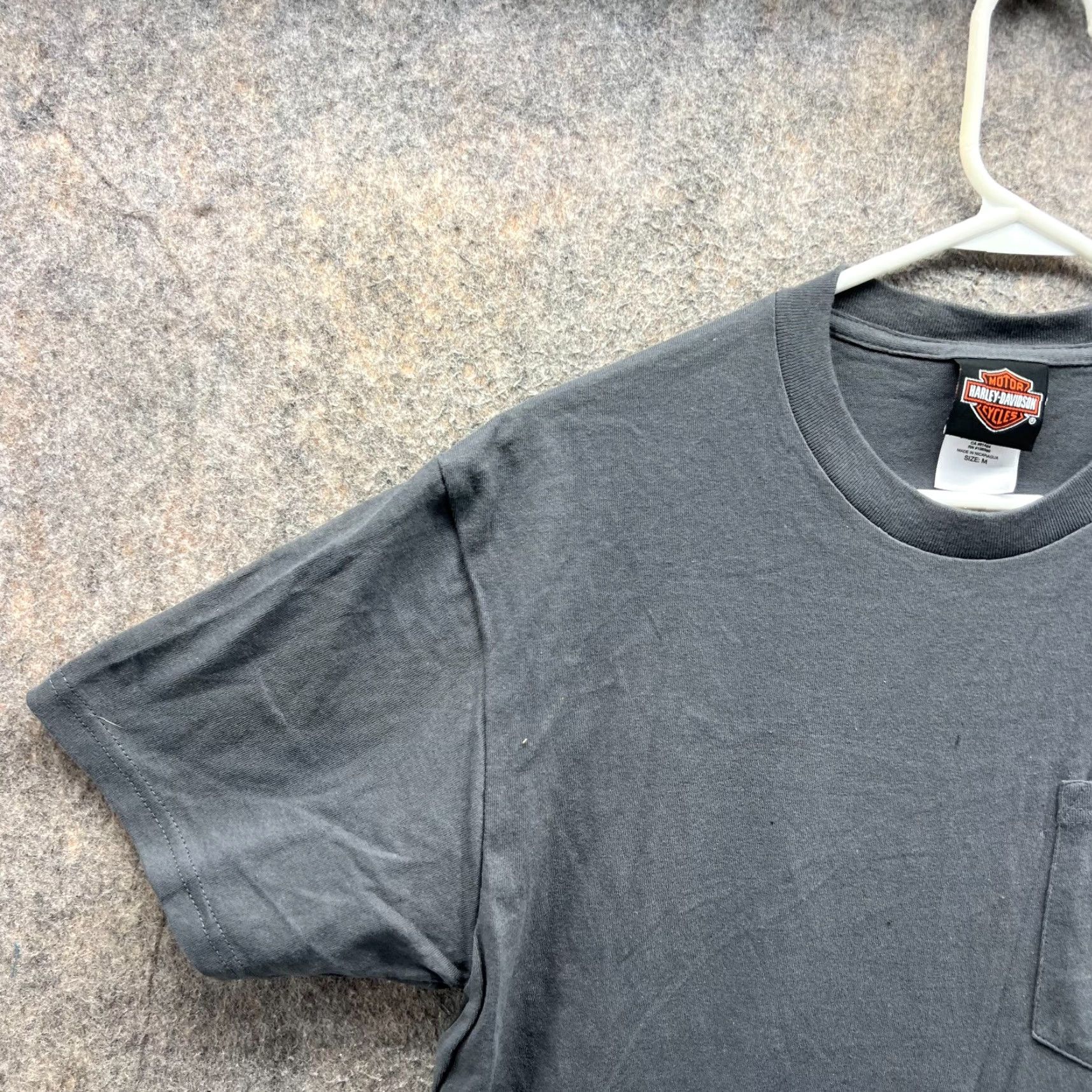 Harley Davidson Harley-Davidson Shirt Men Medium Gray Crewneck Cotton Motorcycle Pocket 2018 Vintage Logo T-Shirt Size US M / EU 48-50 / 2 - 6 Thumbnail
