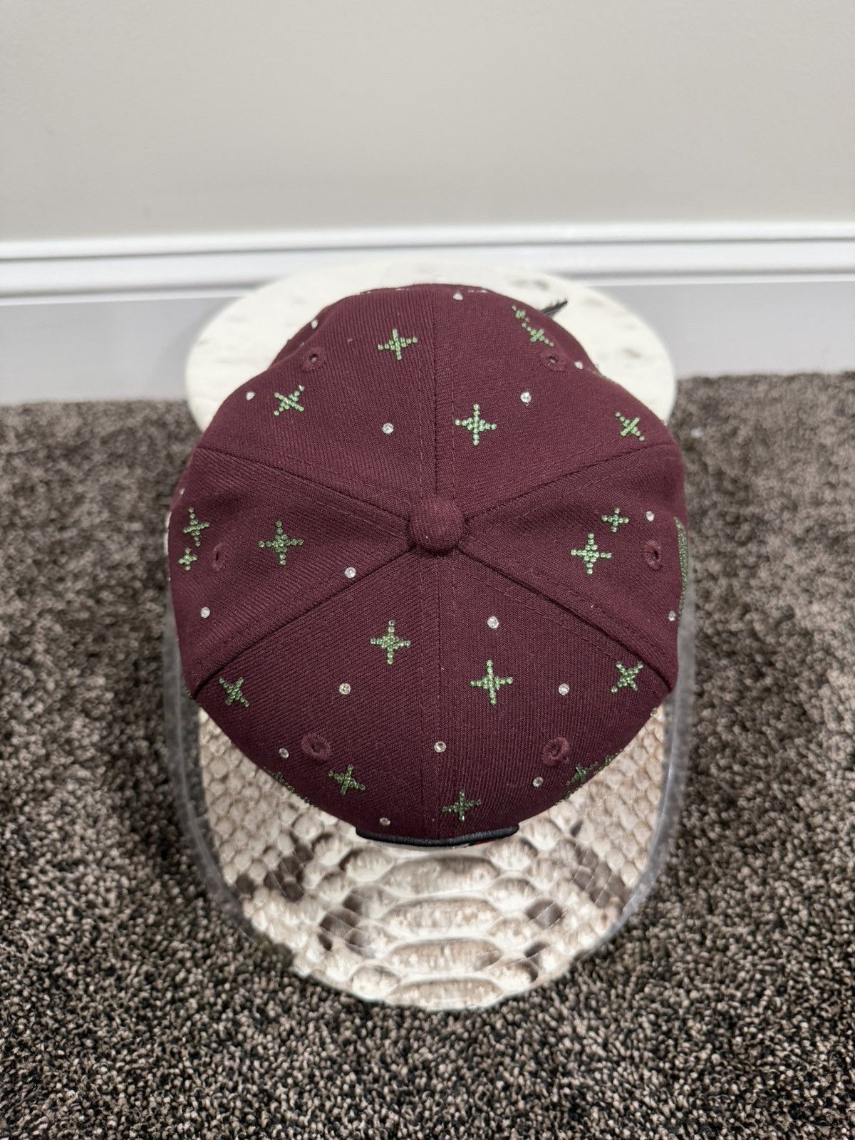 Just Don × Mitchell & Ness Just Don x M&N Couture Worldwide Chicago Bulls Burgundy Hat Size ONE SIZE - 5 Thumbnail