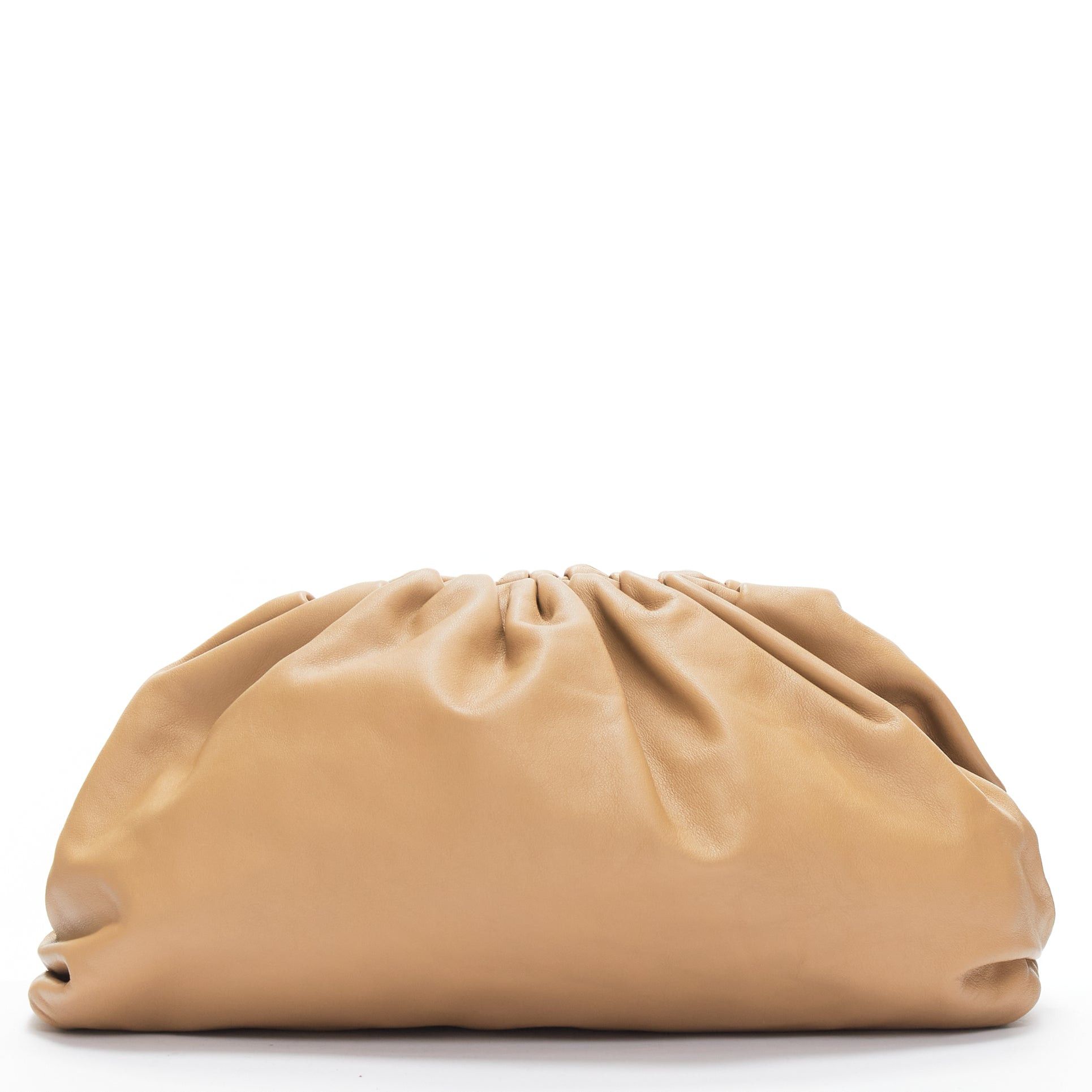 Bottega Veneta BOTTEGA VENETA The Pouch tan leather dumpling clutch bag Size ONE SIZE - 1 Thumbnail