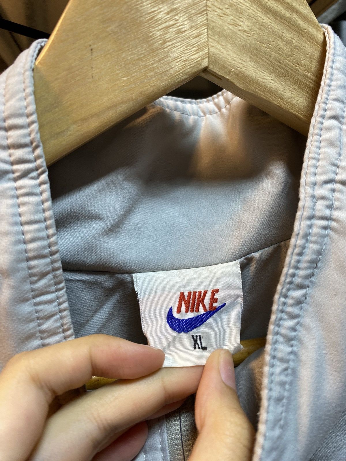 Nike Vintage Nike Swoosh Windbreaker Jacket Size US XL / EU 56 / 4 - 6 Thumbnail