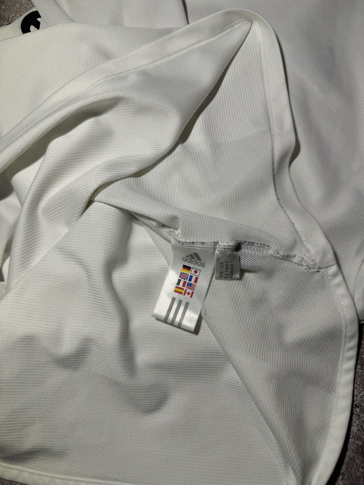 Adidas Real Madrid 2003/04 Home Football Shirt Soccer Jersey Adidas Size US L / EU 52-54 / 3 - 12 Thumbnail