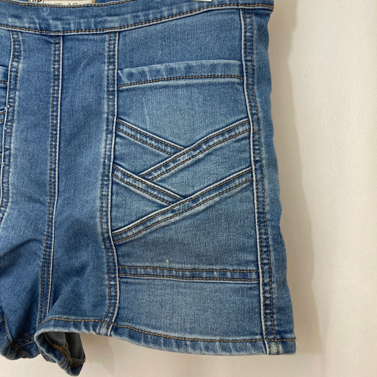 Free People Free People Blue Denim Love Radar Mini Festival Jean Shorts Size 27" / US 4 / IT 40 - 3 Thumbnail