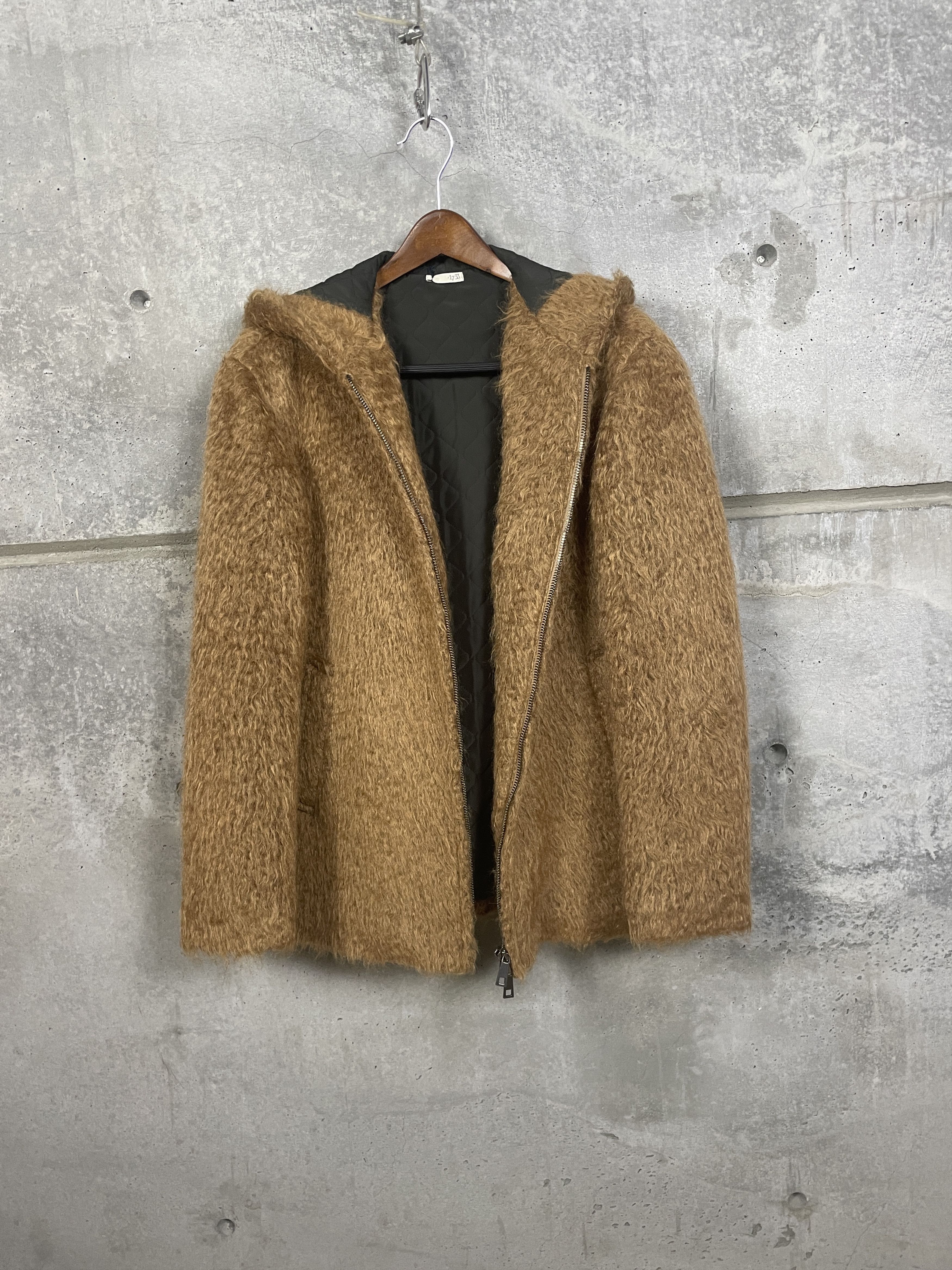Other $1945 Piacenza 1733 Baby Llama Fur Hooded Jacket Size US M / EU 48-50 / 2 - 4 Thumbnail