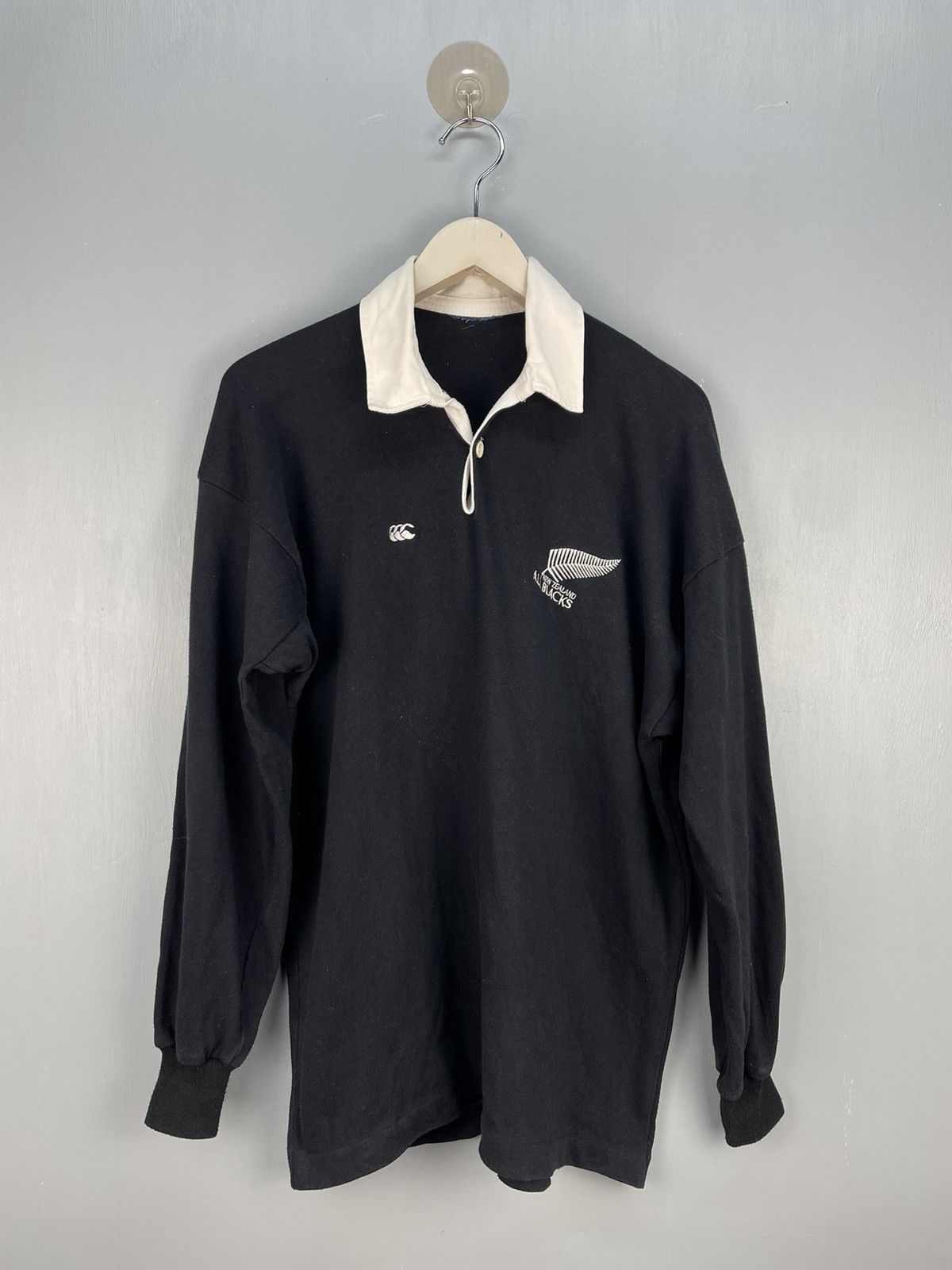 Canterbury of New Zealand Vintage 90s Canterbury New Zealand All Blacks rugby polo Size US L / EU 52-54 / 3 - 1 Thumbnail