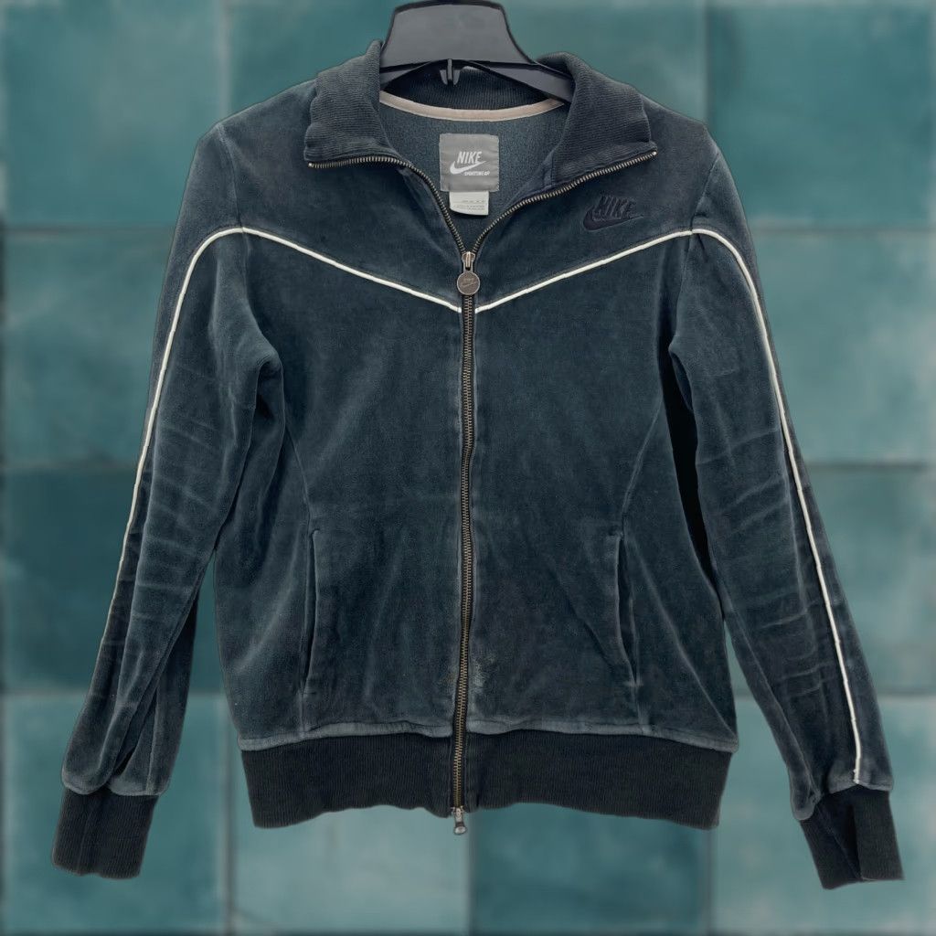 Nike VINTAGE Nike Velour Track Suit Jacket Women's M Faded Black Retro Full Zip Size M / US 6-8 / IT 42-44 - 1 Thumbnail