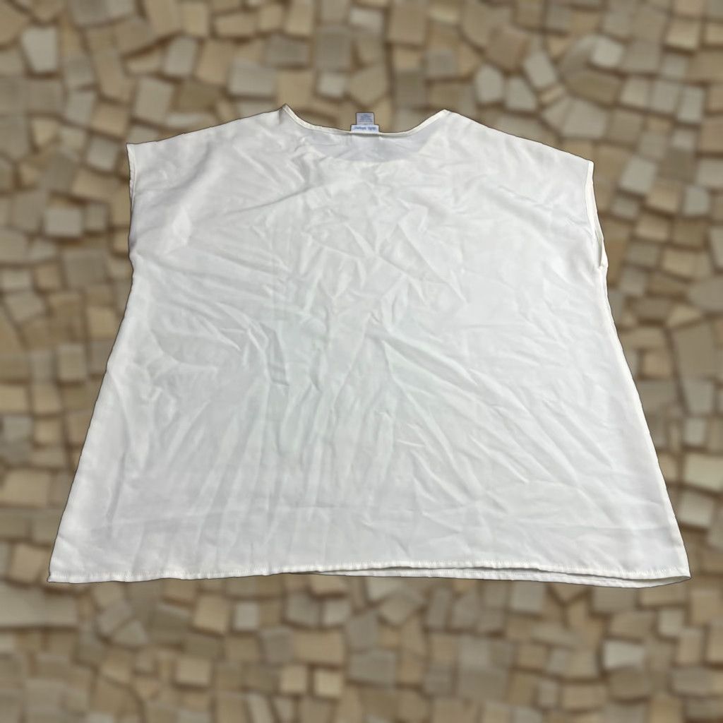Vintage Vicki Wayne Shirt Womens 16 Cream Cropped T-Shirt Size XXL / US 16-18 / IT 52-54 - 1 Thumbnail