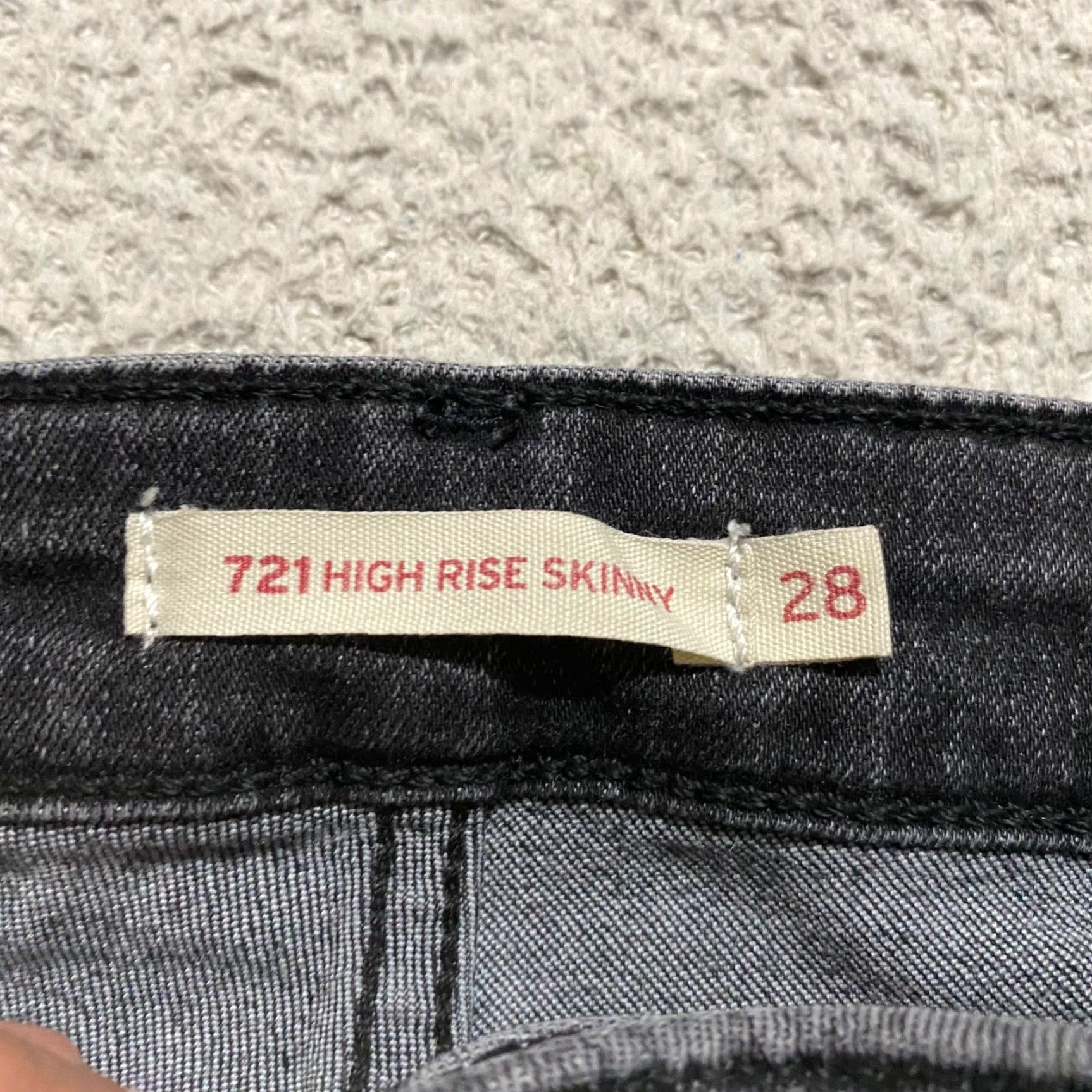 Levi's **Levi's 721 Skinny Jeans Women's Dark Gray Distressed 28** User: Levi's 721 Skinny Jeans Women's Dark Gray Distressed 28 Size 26" / US 2 / IT 38 - 3 Thumbnail