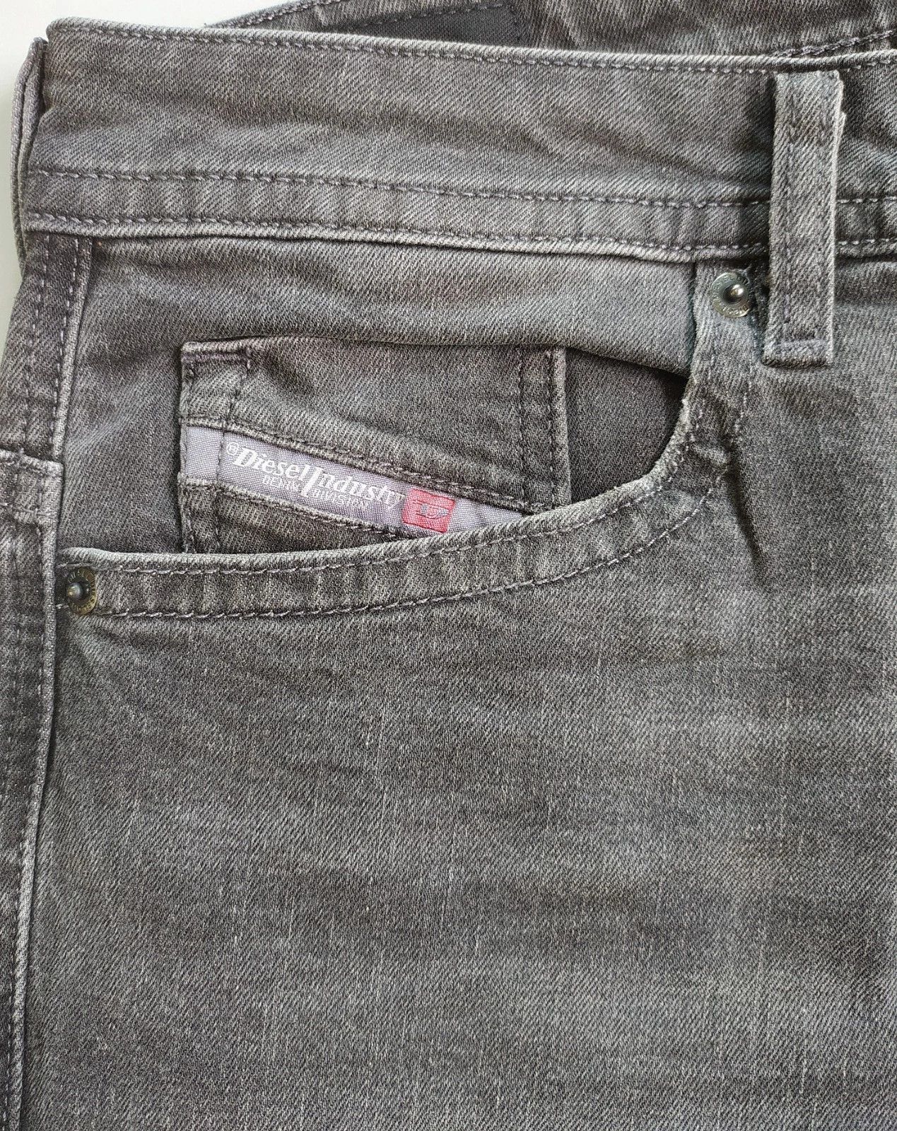 Diesel Diesel THOMMER-C L.32 MENS JEANS T/9796 Size US 34 / EU 50 - 4 Thumbnail