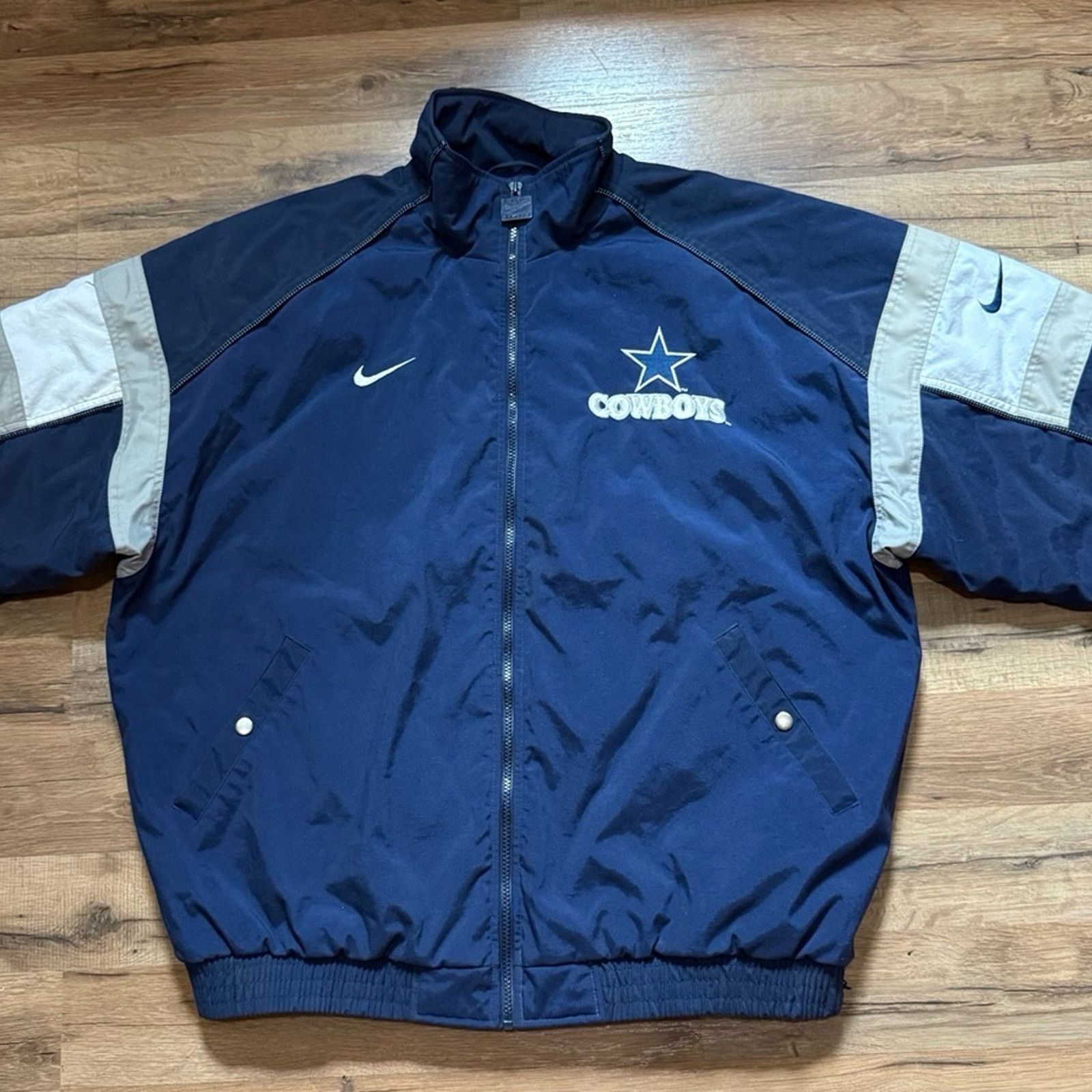 Nike 90s Nike Team NFL Pro Line Dallas Cowboys Zip Up Jacket Size US XL / EU 56 / 4 - 5 Thumbnail