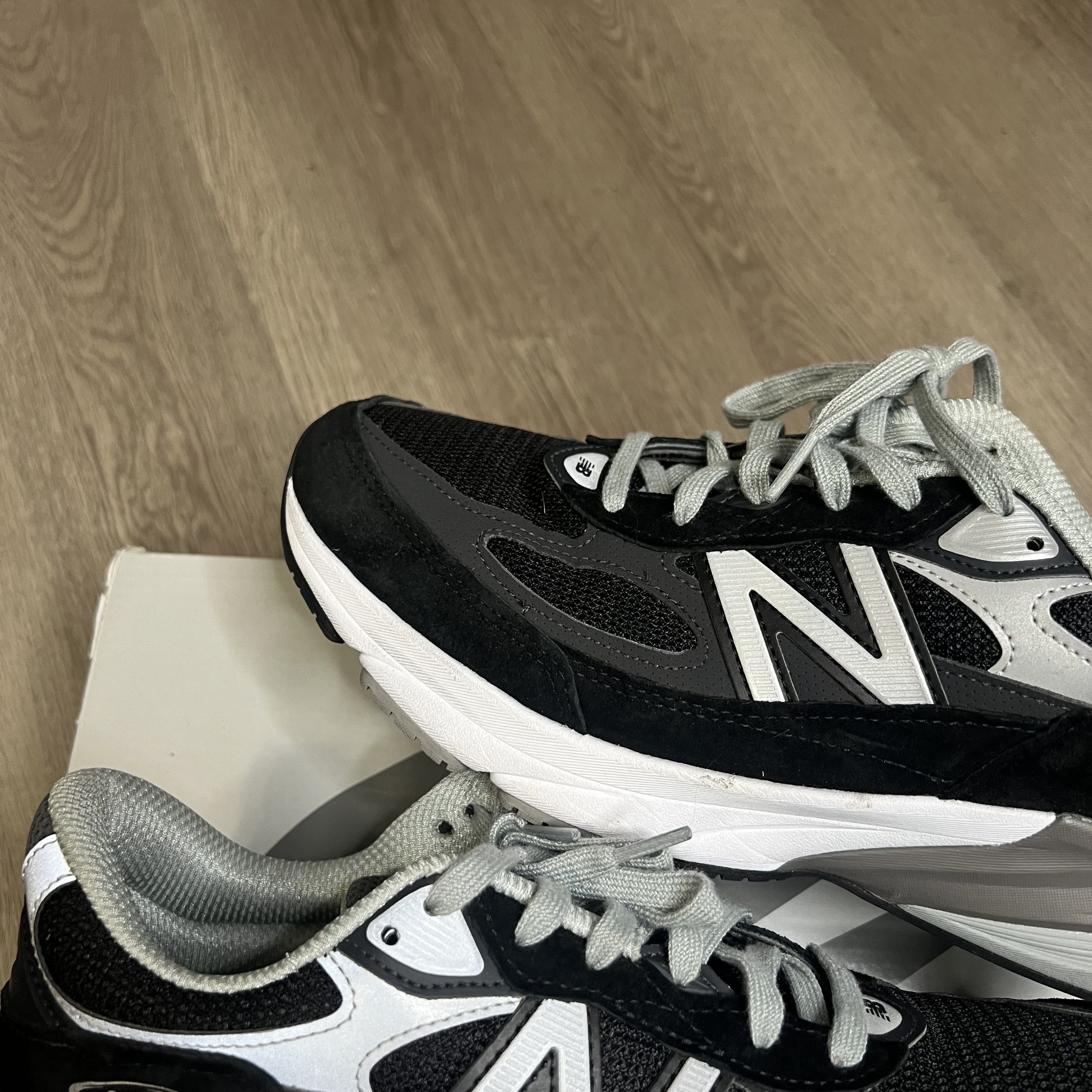 New Balance 990v6 MiUSA Black Grey White (Women's)