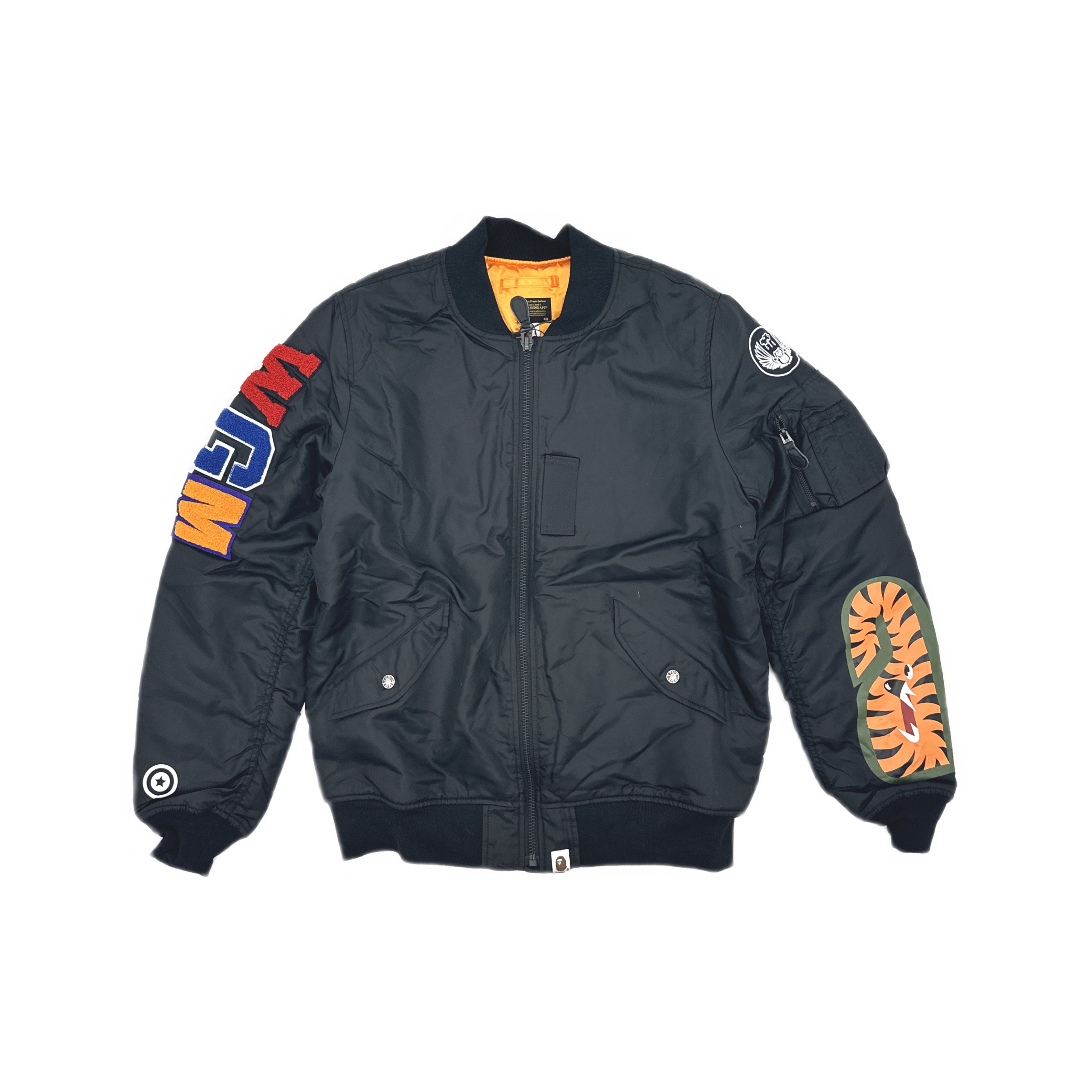 Bape A Bathing Ape Shark Graphic Bomber Jacket Size L Size US L / EU 52-54 / 3 - 1 Thumbnail