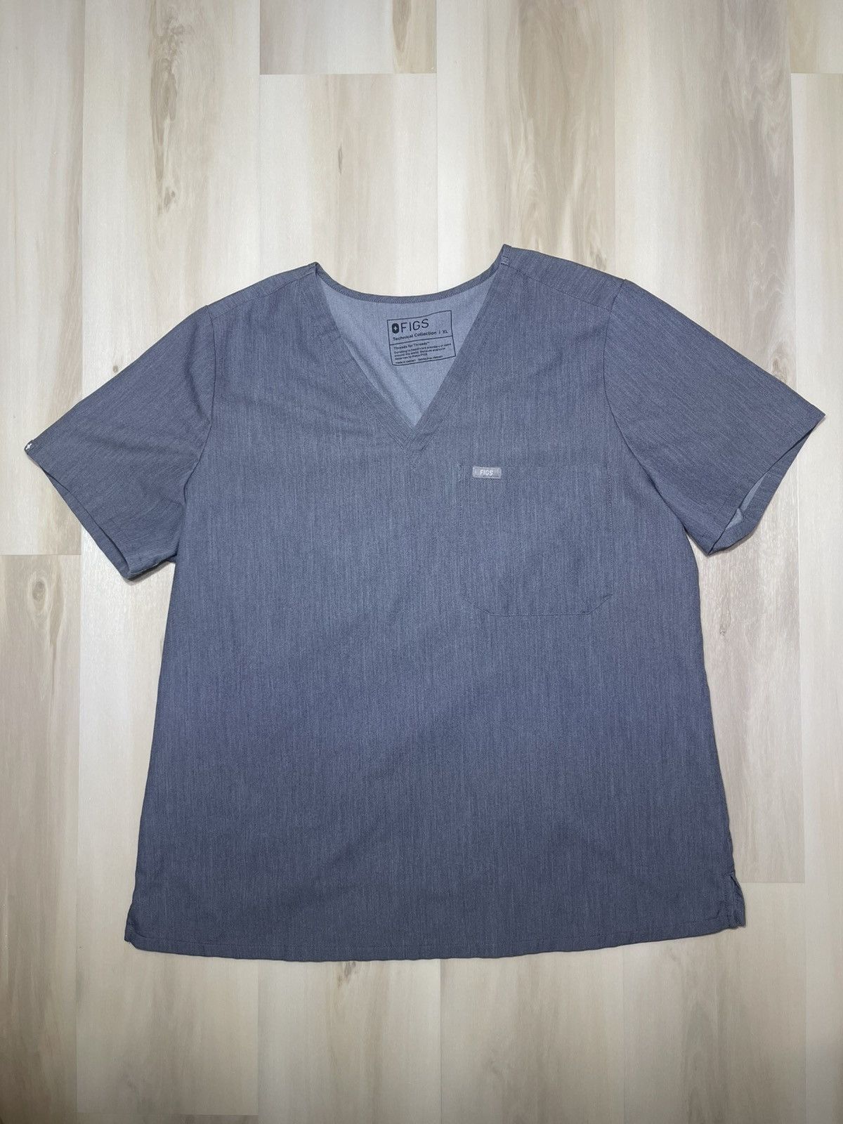Other FIGS Technical Collection Women's Gray Scrub Top Shirt Sz XL Size XL / US 12-14 / IT 48-50 - 1 Thumbnail
