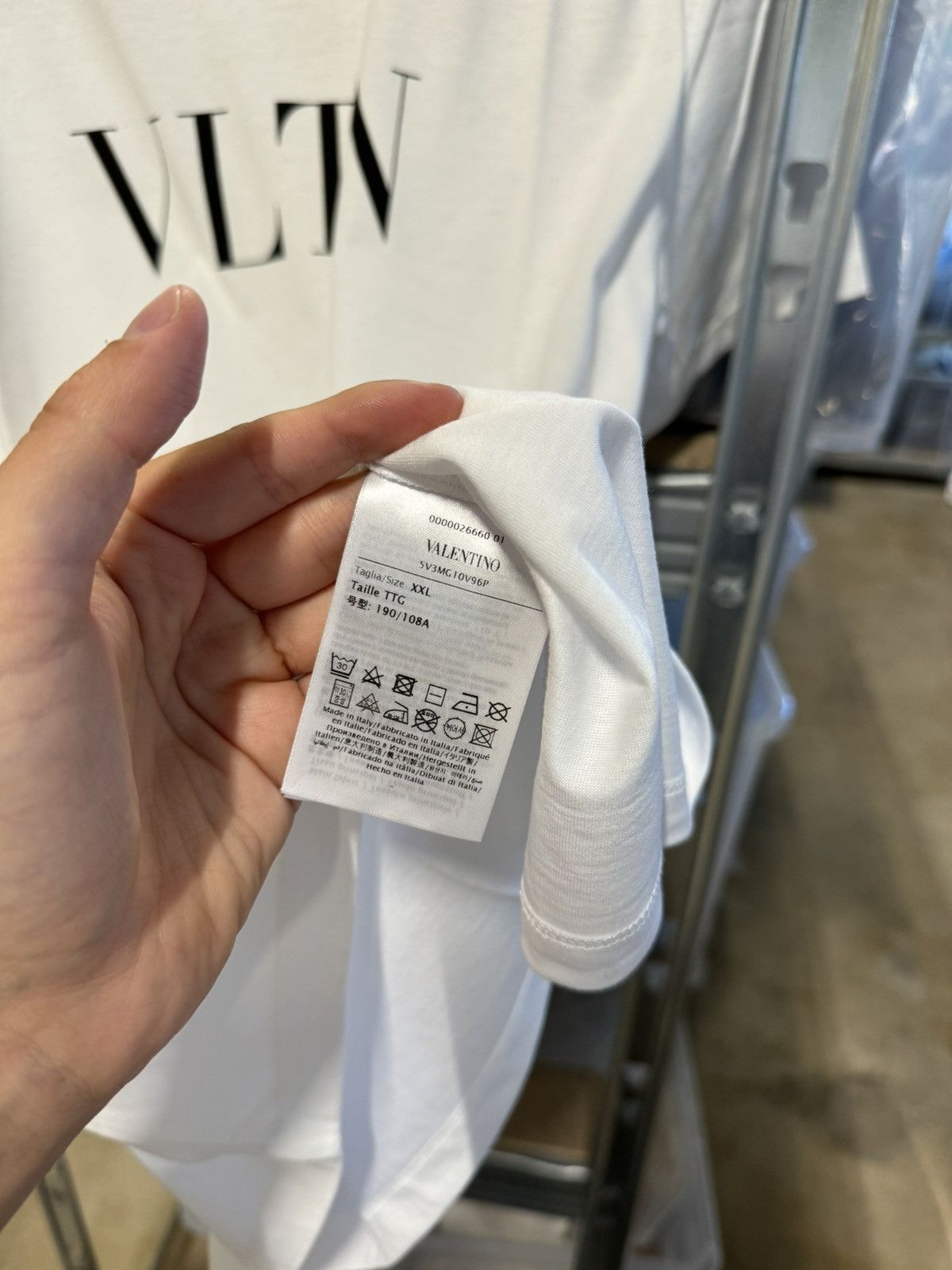 Valentino Valentino VLTN Logo T-Shirt NEW 600$ Size US XXL / EU 58 / 5 - 5 Thumbnail