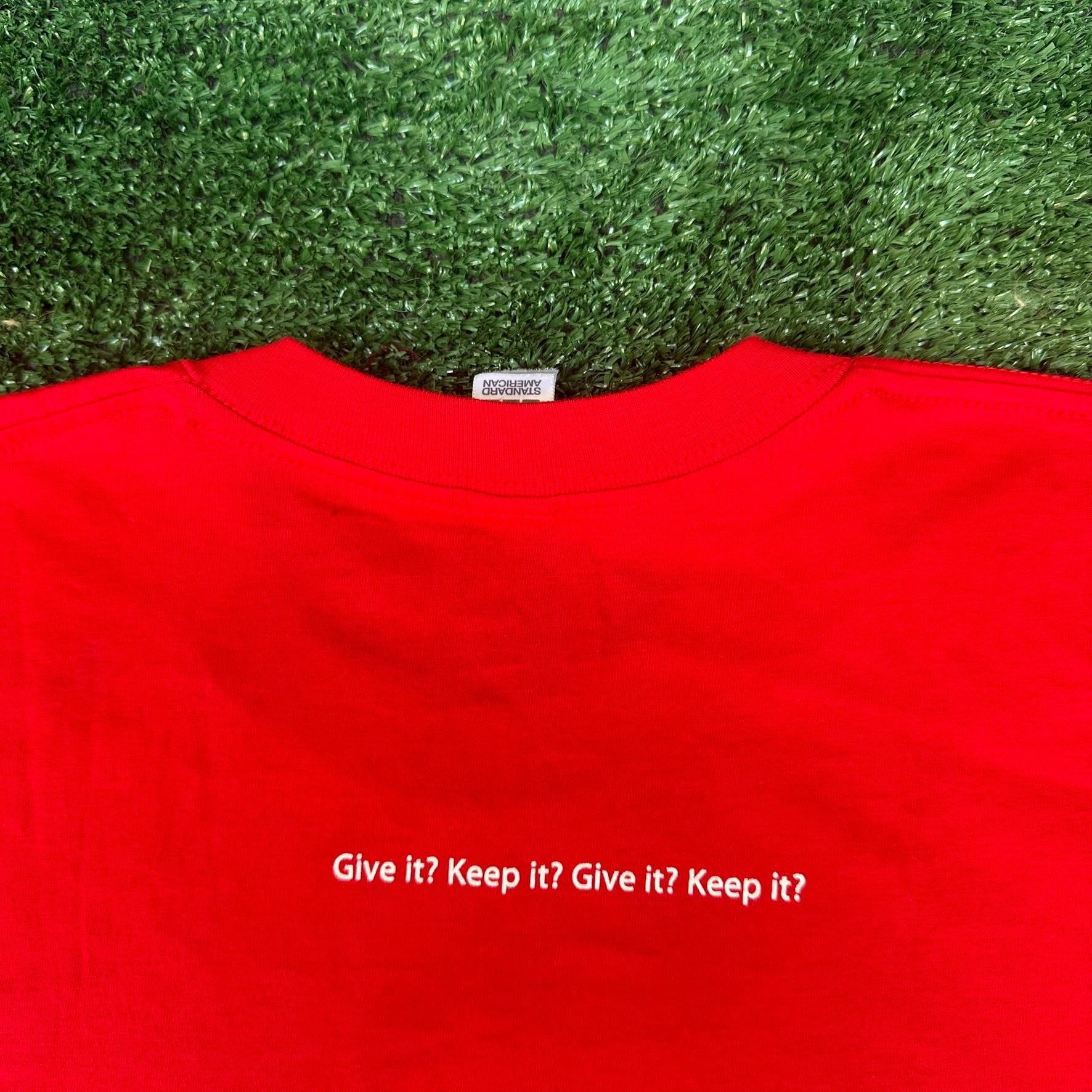 Apple Vintage Y2K Apple Store Employee T-Shirt Red S iMac Macintos Size US S / EU 44-46 / 1 - 5 Thumbnail