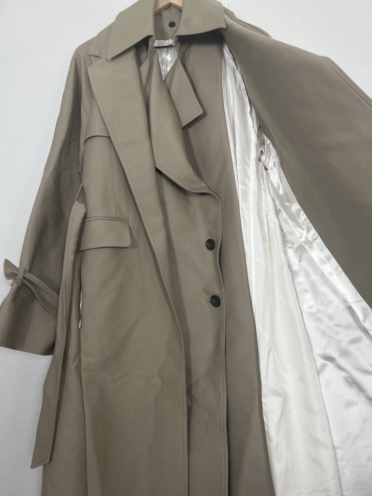 Peter Do MSRP: $2.7k double face trench coat blazer Size US M / EU 48-50 / 2 - 11 Thumbnail