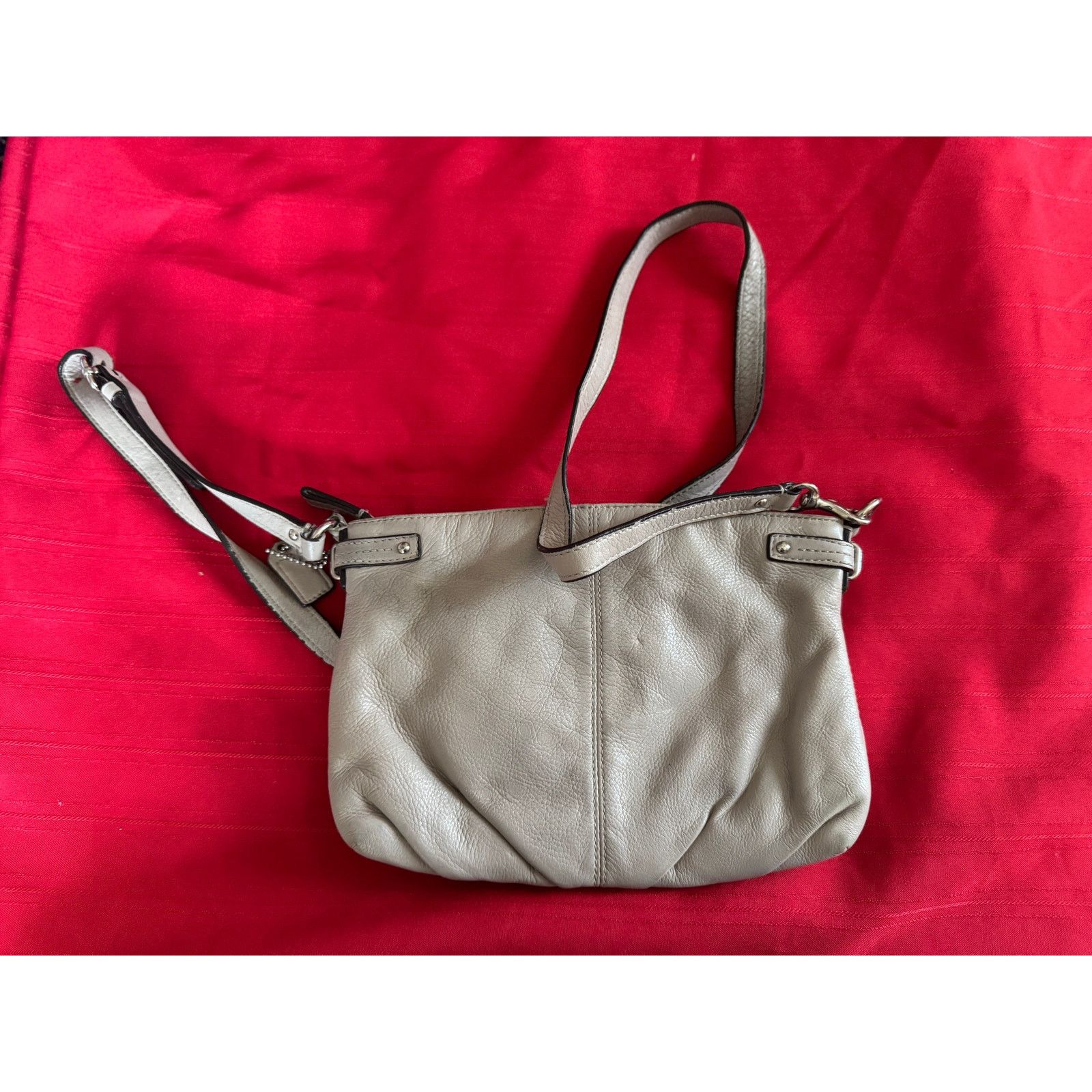 Coach Coach Gray 100% Leather Crossbody Handbag - beautiful Size ONE SIZE - 2 Thumbnail