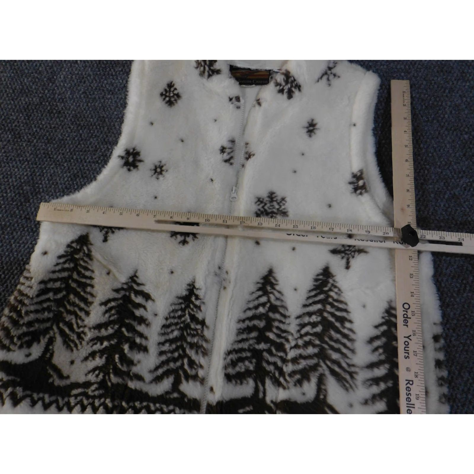 Vintage Cobblestone Canyon Vest Womens XL White Sherpa Fleece Zip Winter Made USA Beige Brown Snowflake Pine Tree Pattern Size XL / US 12-14 / IT 48-50 - 5 Thumbnail