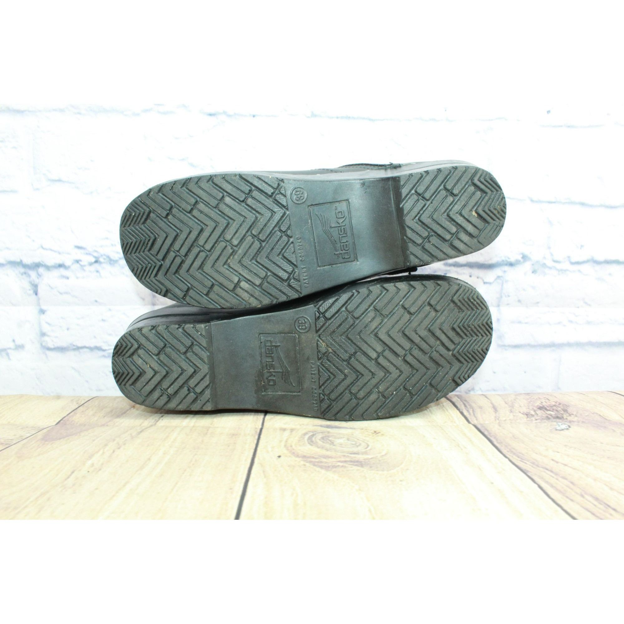 Dansko Dansko Women's Black Matte Stapled Comfort Nursing Clogs Size US 9 / IT 39 - 9 Thumbnail
