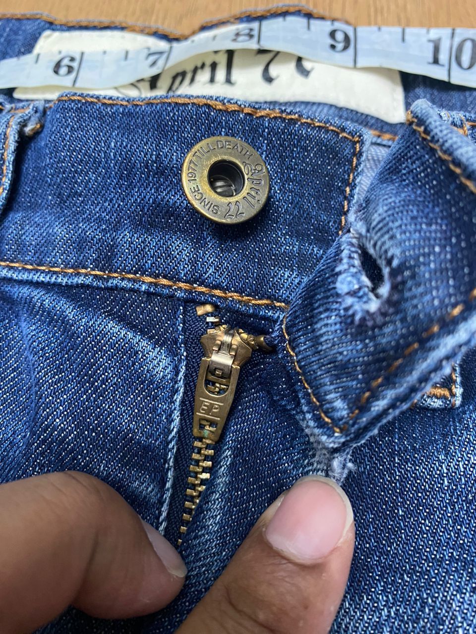 April 77 💥BEST OFFER💥APRIL 77 PUNK DISTRESSED DENIM JEANS Size US 32 / EU 48 - 14 Thumbnail