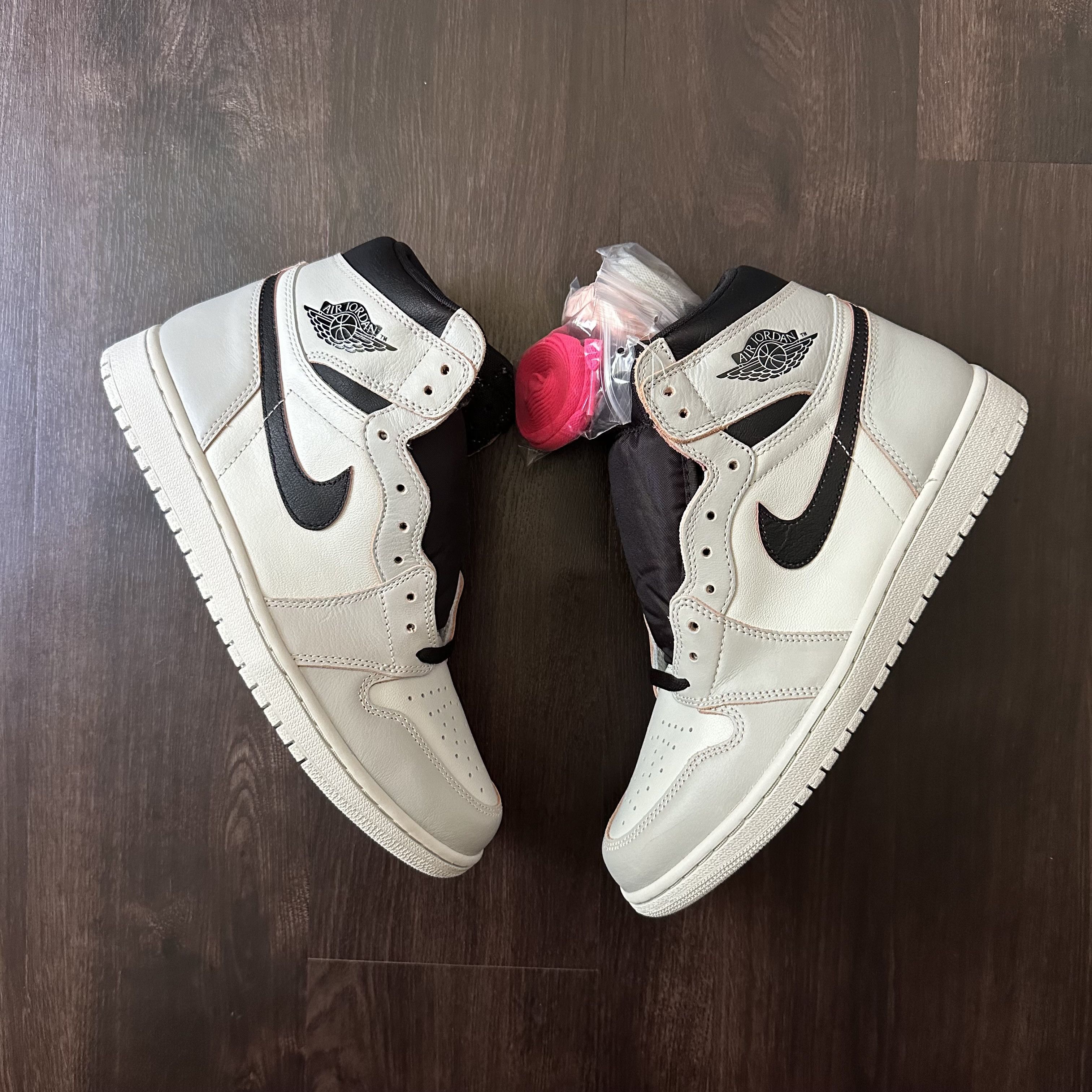 Air Jordan 1 High OG Defiant