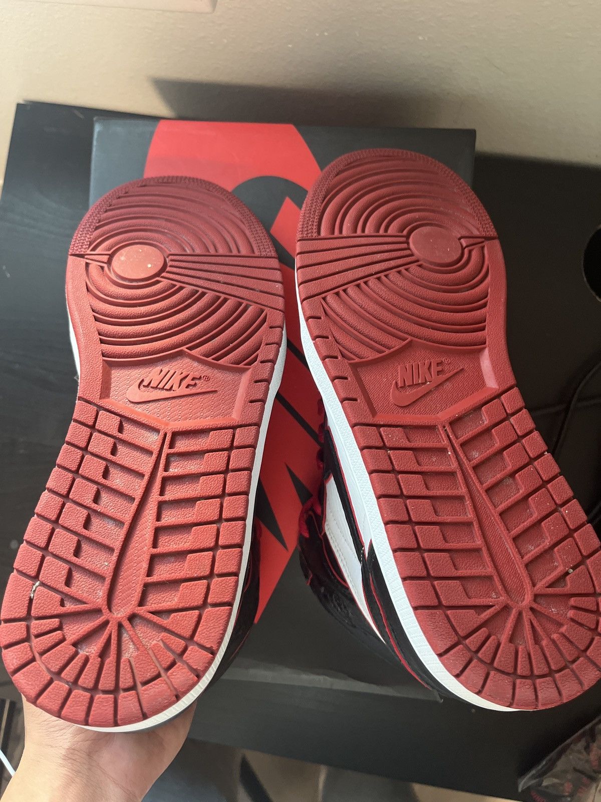 Jordan Brand Black and Red Nike Jordan 1 Bloodline Size US 10.5 / EU 43-44 - 5 Thumbnail