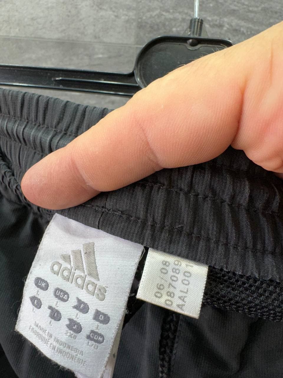 Vintage Adidas Vintage Baggy parachute Pocket Track Pants Y2K Size US 34 / EU 50 - 16 Thumbnail