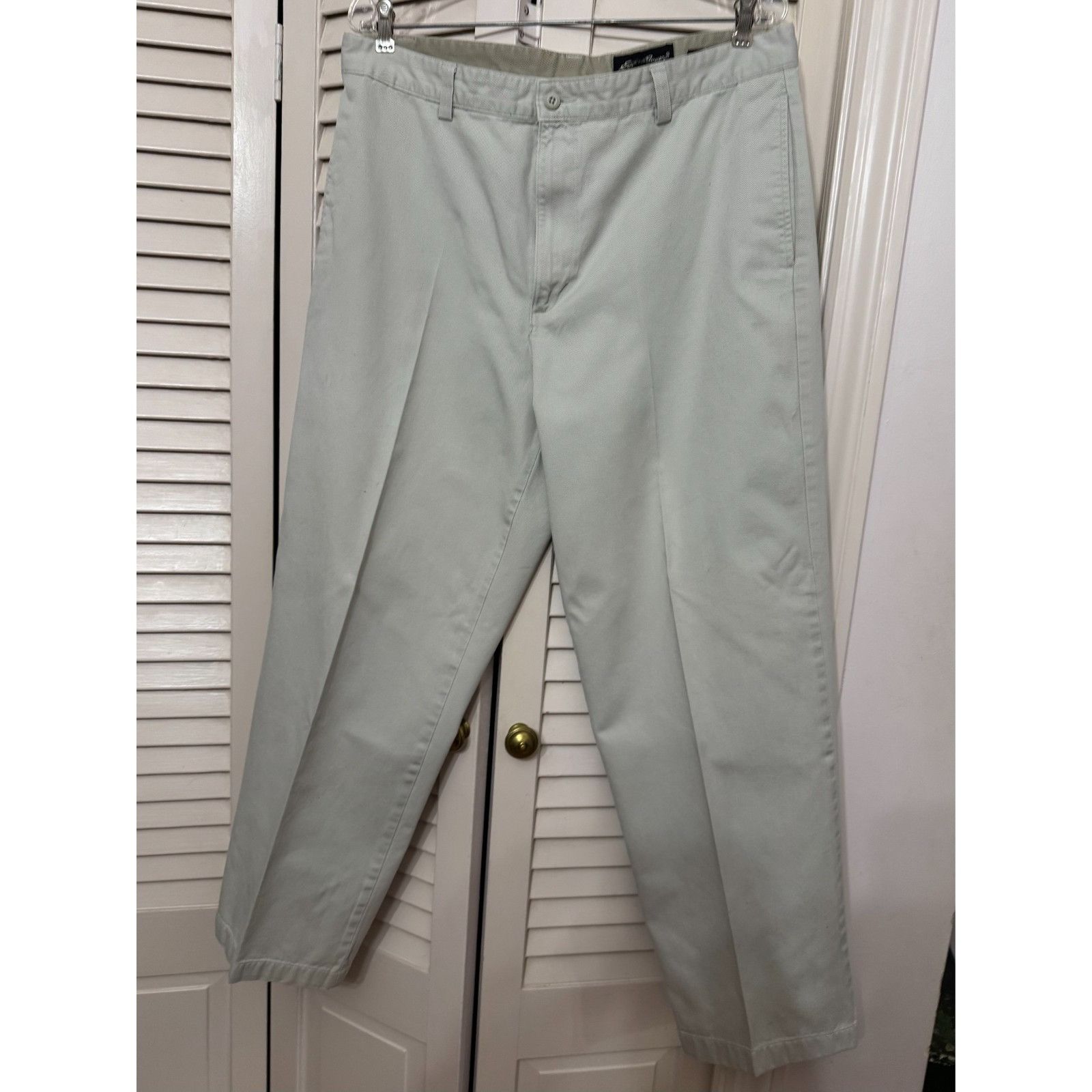 Eddie Bauer Eddie Bauer relaxed fit men's chino pants size 36 Size US 36 / EU 52 - 2 Thumbnail