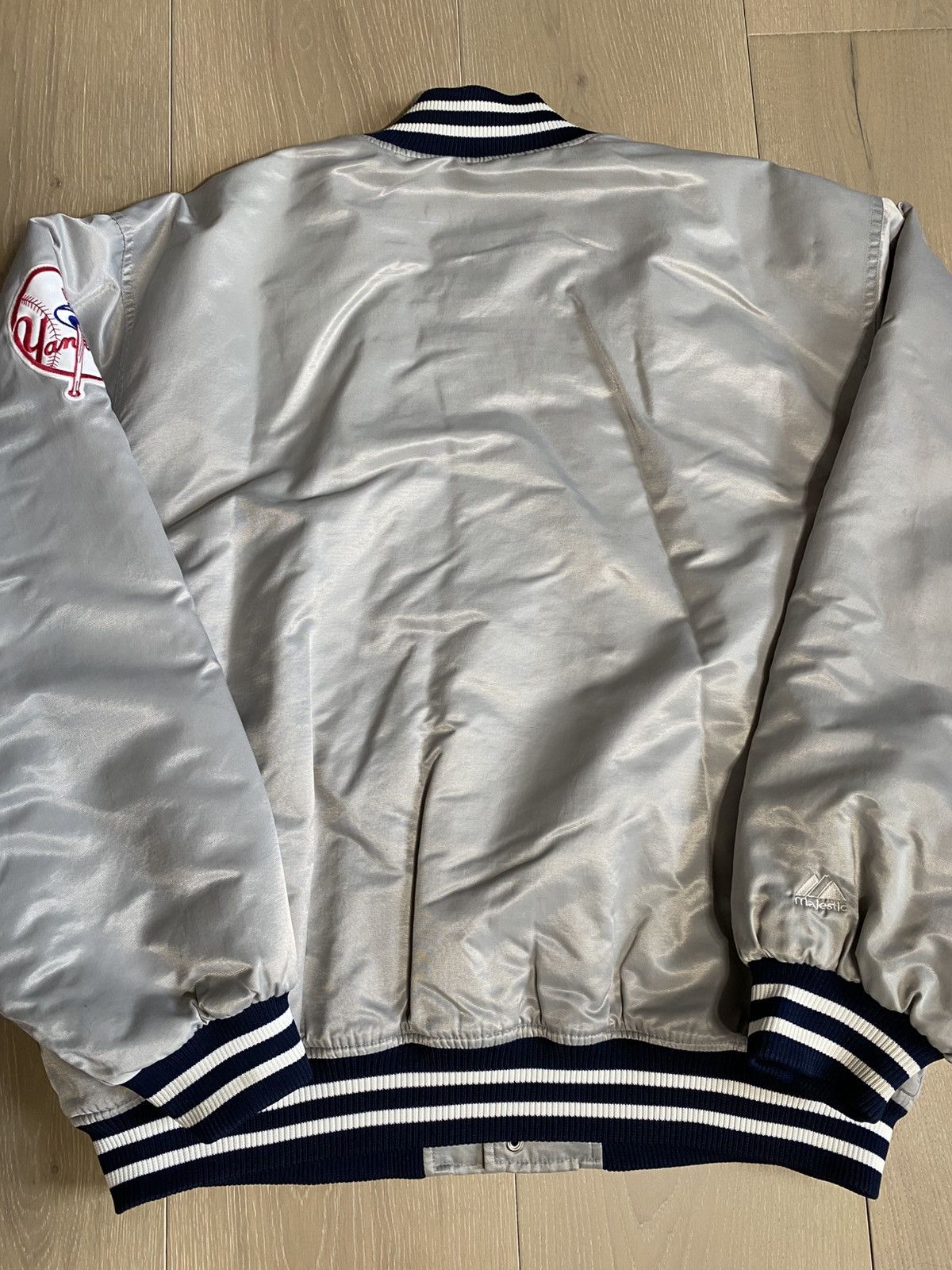 Starter Starter New York Yankees Satin Jacket Size US XL / EU 56 / 4 - 3 Thumbnail