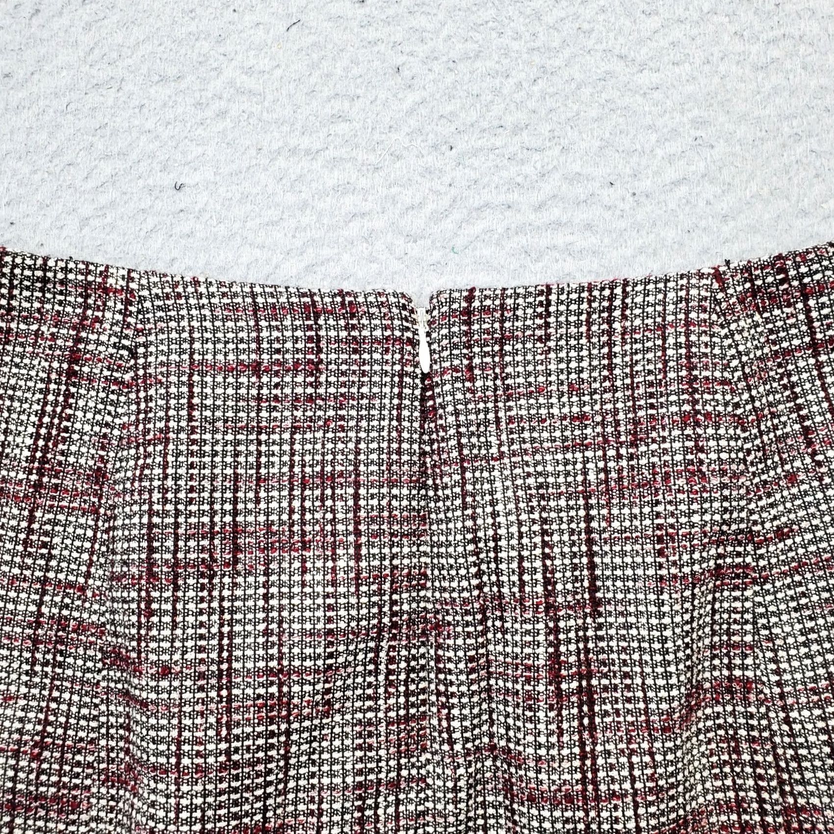 Banana Republic Banana Republic Skirt Womens 4 Mini Tweed Lined Back Zip Patterned Multicolor Summer Casual Womens Size 4 Size 27" / US 4 / IT 40 - 8 Thumbnail