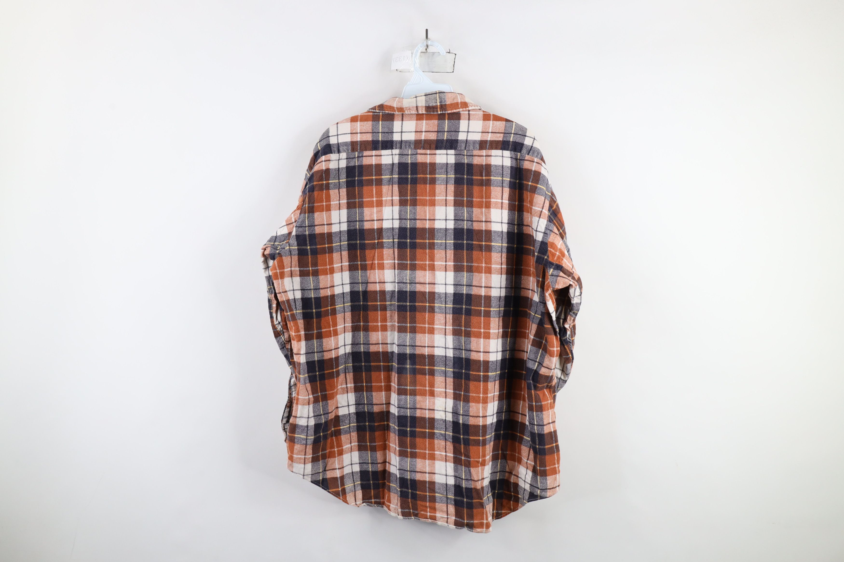 Vintage Vintage 70s Streetwear Workwear Flannel Button Shirt Plaid Size US XL / EU 56 / 4 - 9 Thumbnail