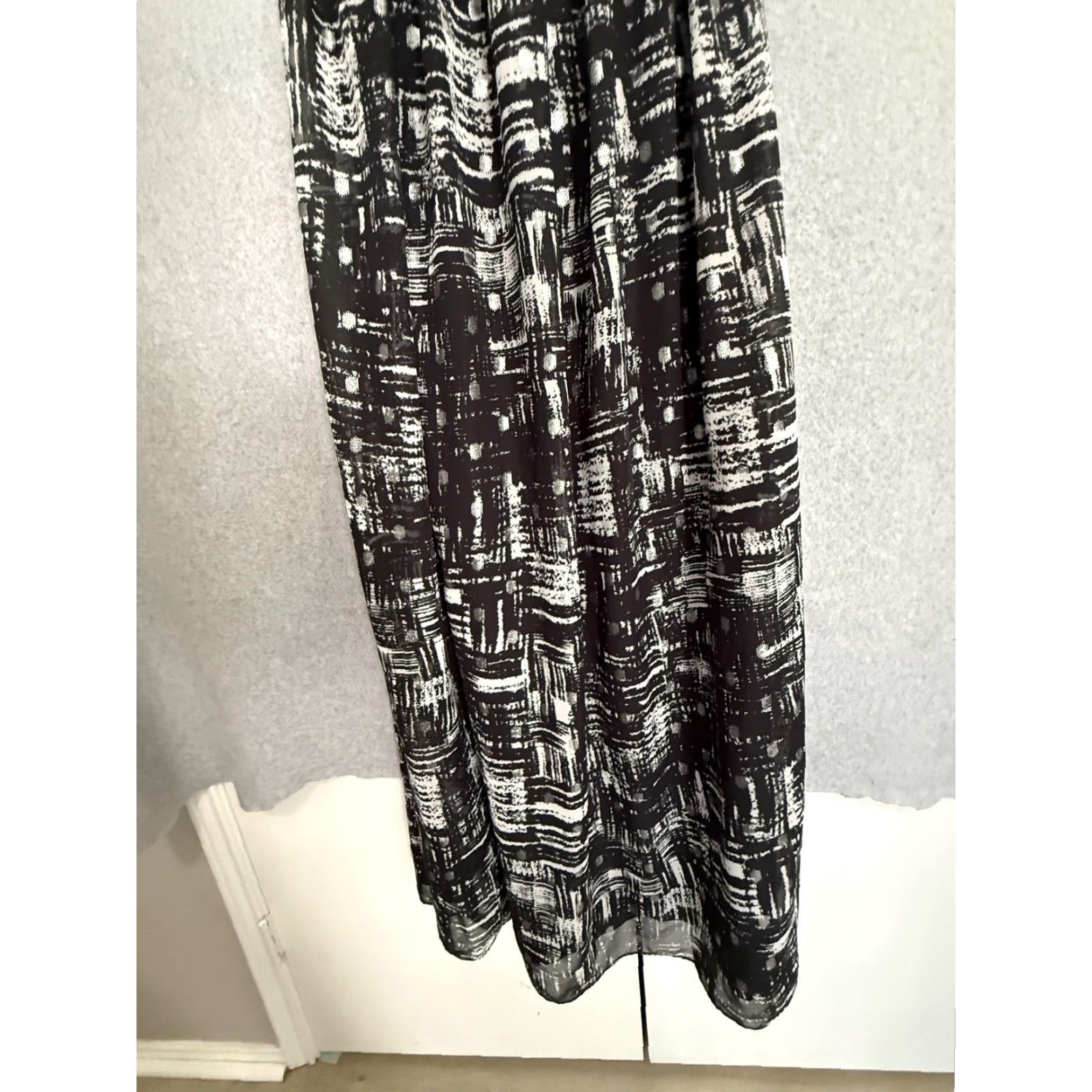 Calvin Klein Calvin Klein Dress Womens 4 Black Geometric Chiffon Strapless Sweetheart Maxi Size S / US 4 / IT 40 - 4 Thumbnail
