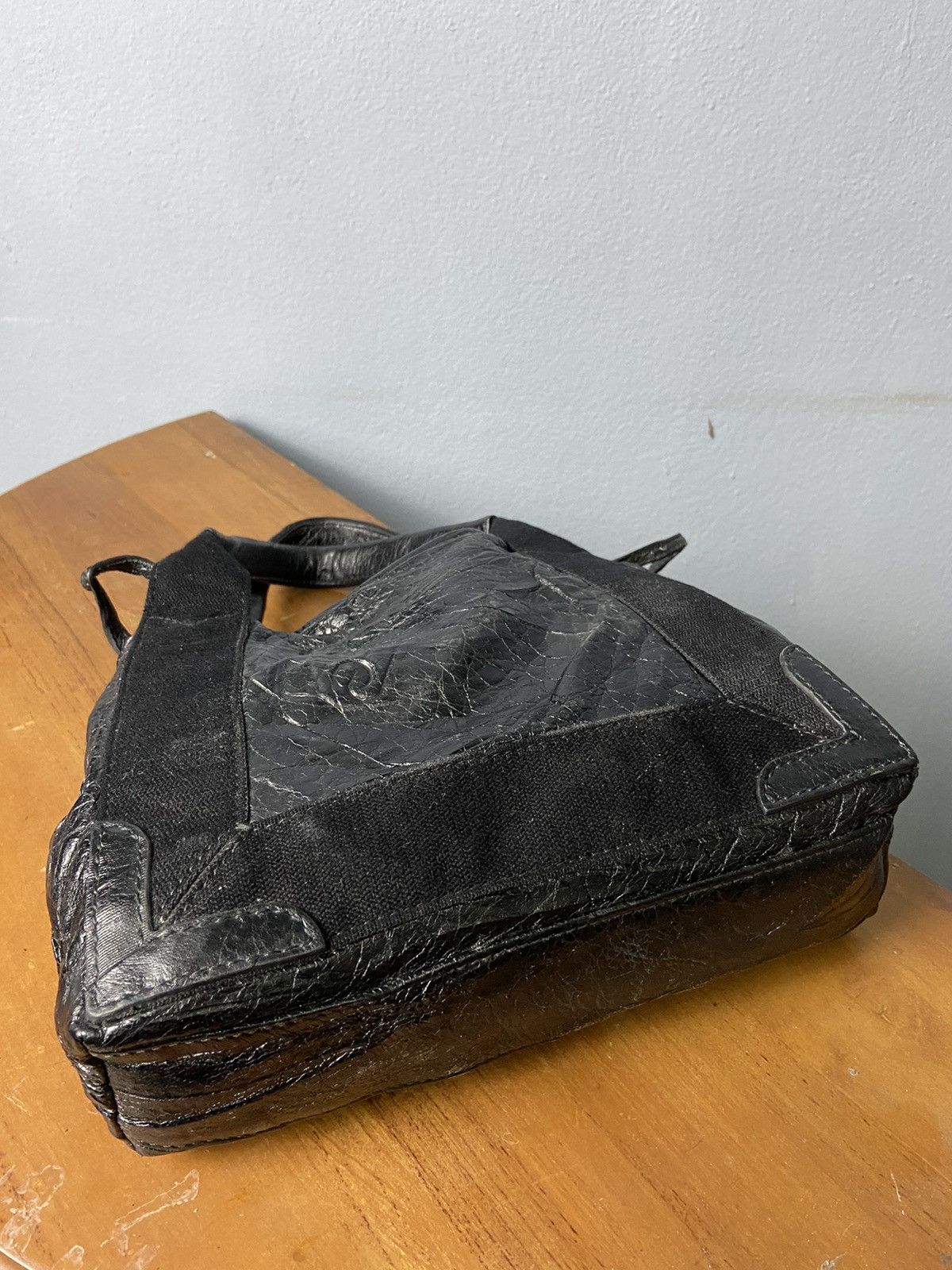 Balenciaga Balenciaga Paris Crossbody Handbag Size ONE SIZE - 14 Thumbnail