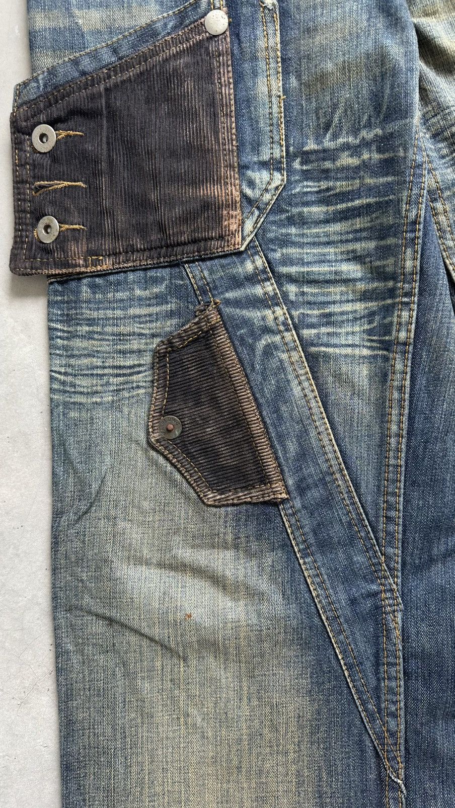 Japanese Brand JAPANESE 🇯🇵 JEANS DE ART MUTIPOCKET TACTICAL BONDAGES JEANS Size US 36 / EU 52 - 4 Thumbnail