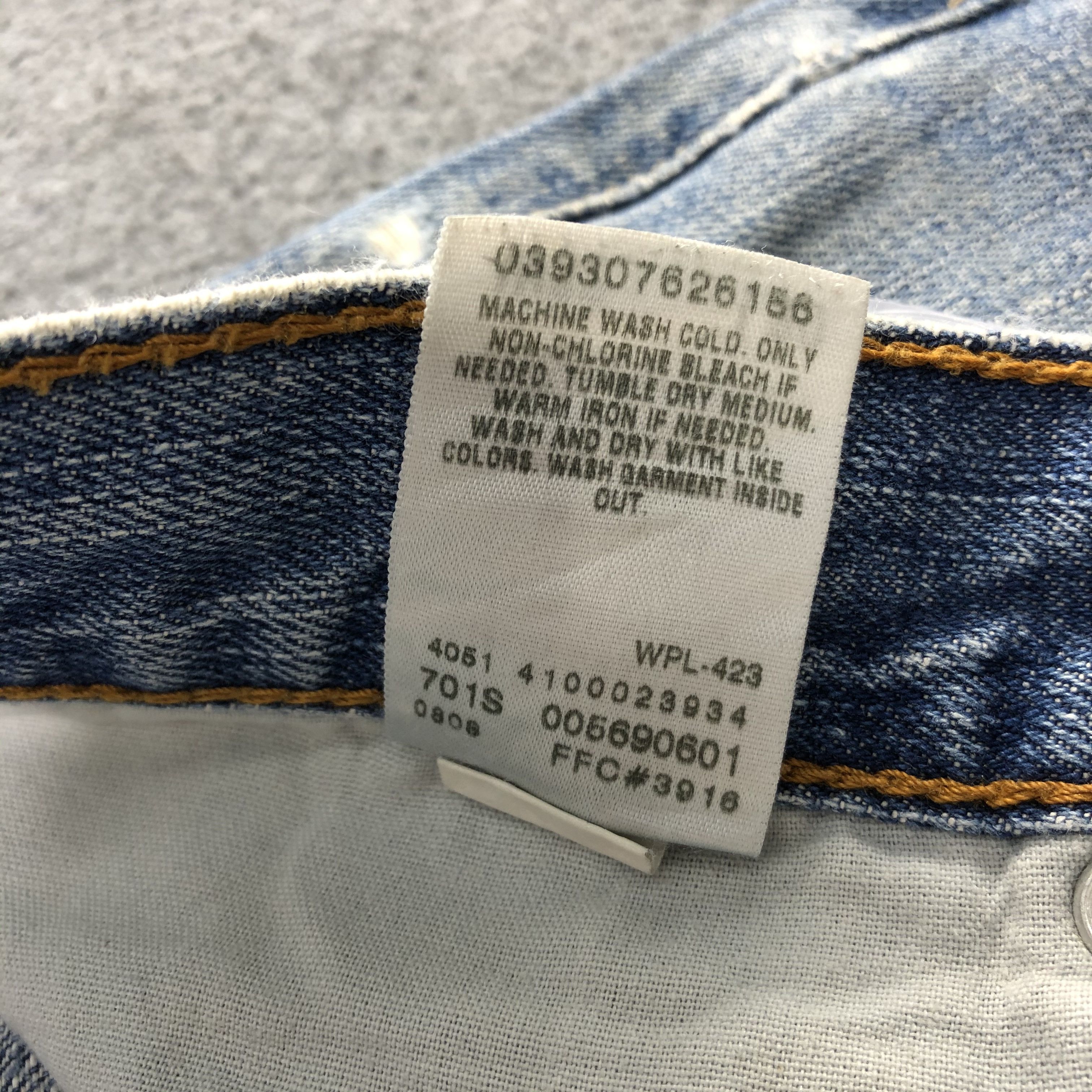 Levi's Vintage Blue Wash Levis 569 Jeans-J1697 Size US 34 / EU 50 - 17 Thumbnail